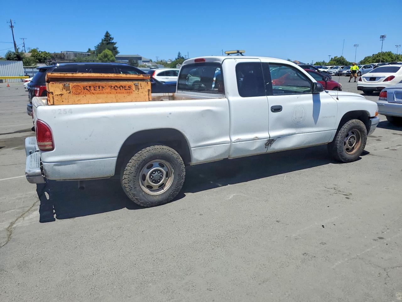 2002 Dodge Dakota Base White vin: 1B7GL12X22S701510