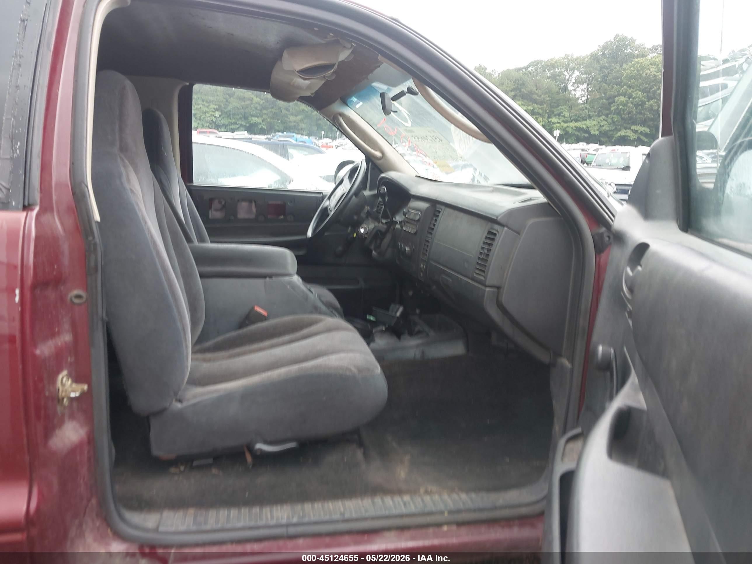 2002 Dodge Dakota   Бордовый vin: 1B7GL12X92S677061