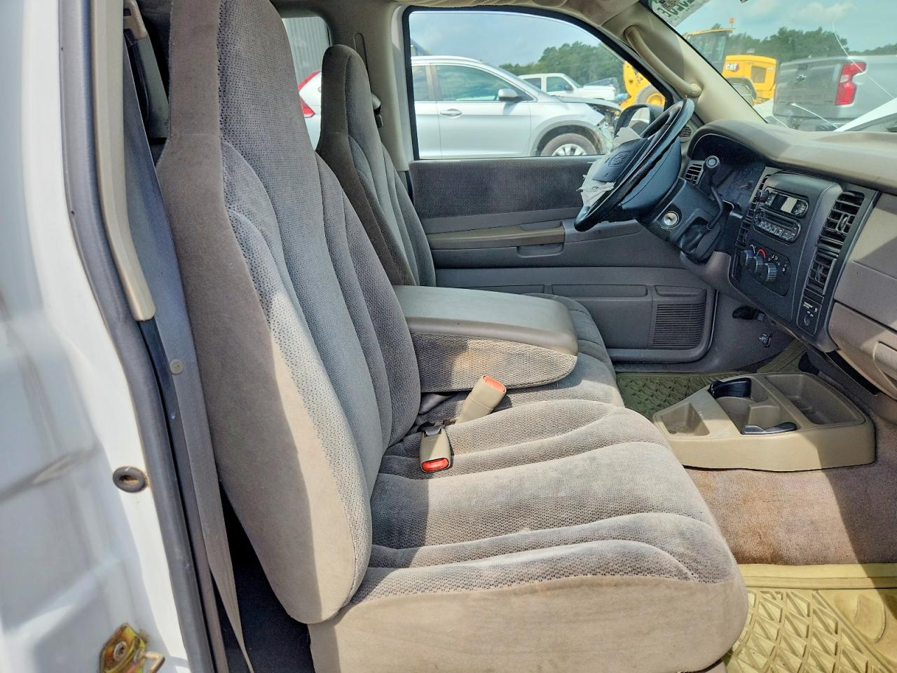 2001 Dodge Dakota Белый vin: 1B7GL22NX1S278680