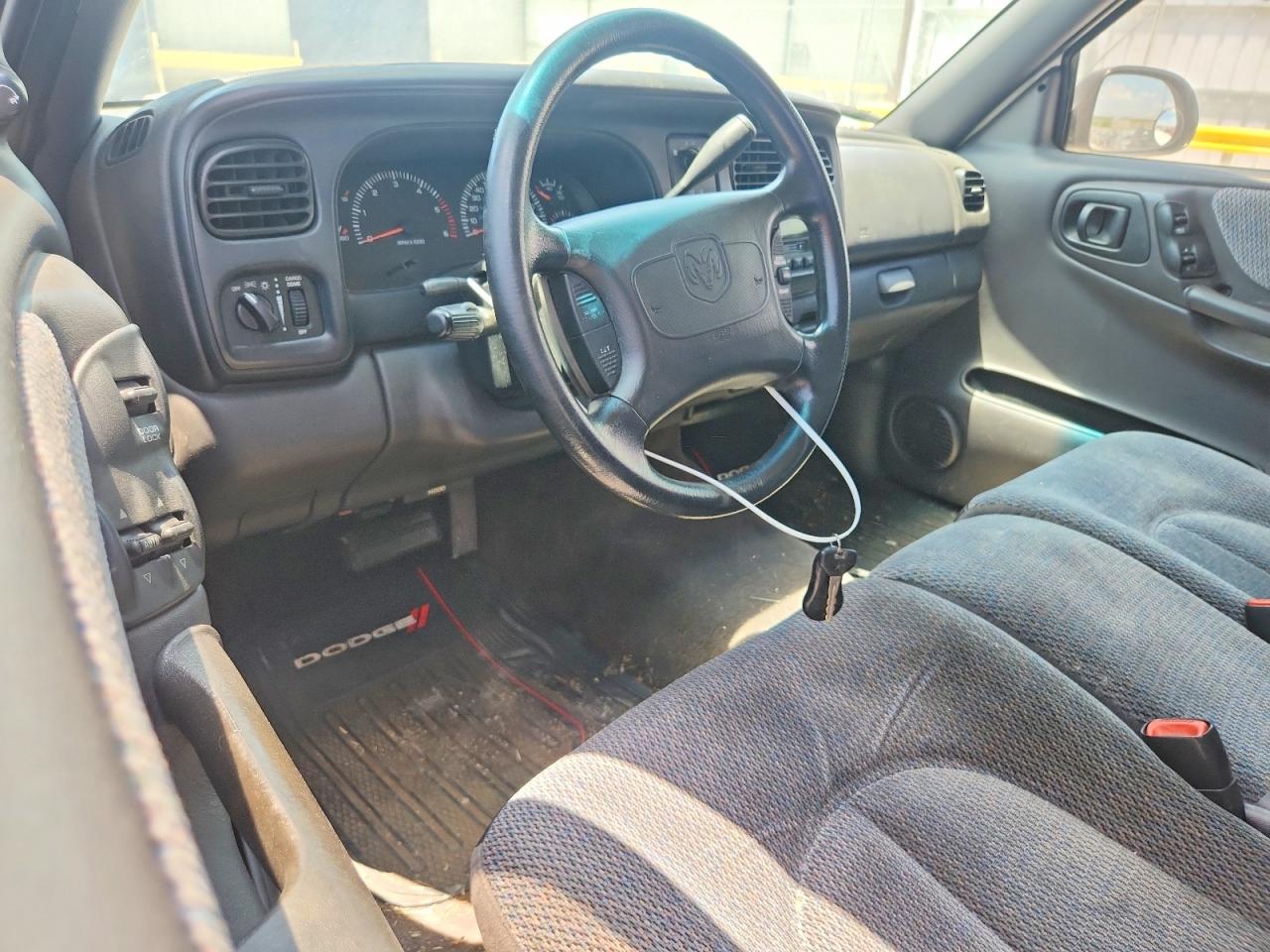 1999 Dodge Dakota White vin: 1B7GL22X1XS175366