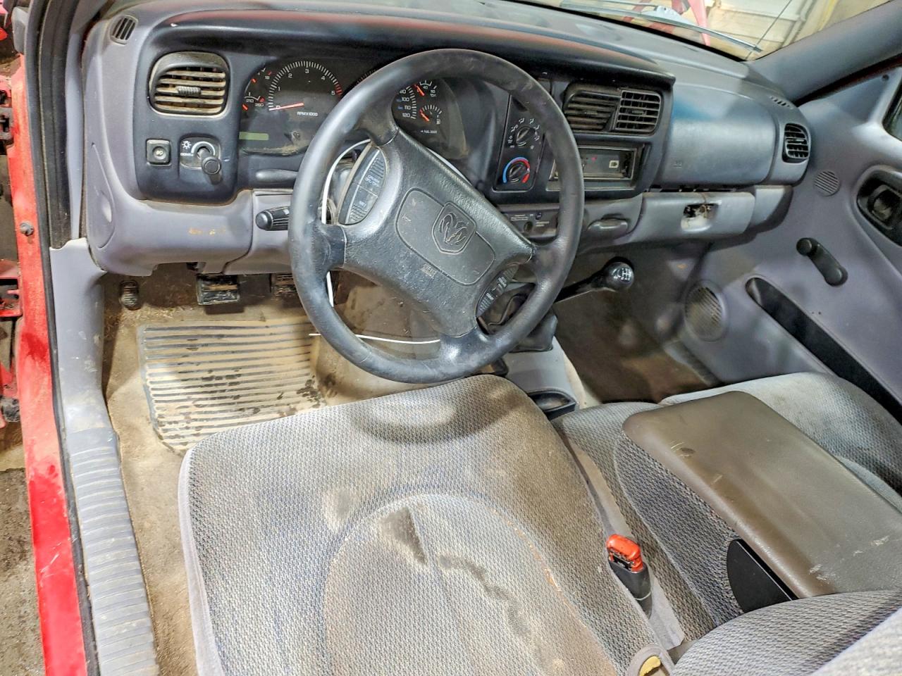 1998 Dodge Dakota Red vin: 1B7GL22X6WS662030