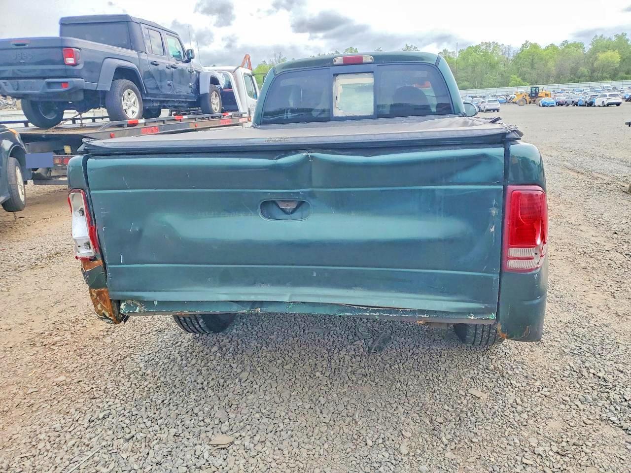 1999 Dodge Dakota Green vin: 1B7GL22X8XS121000
