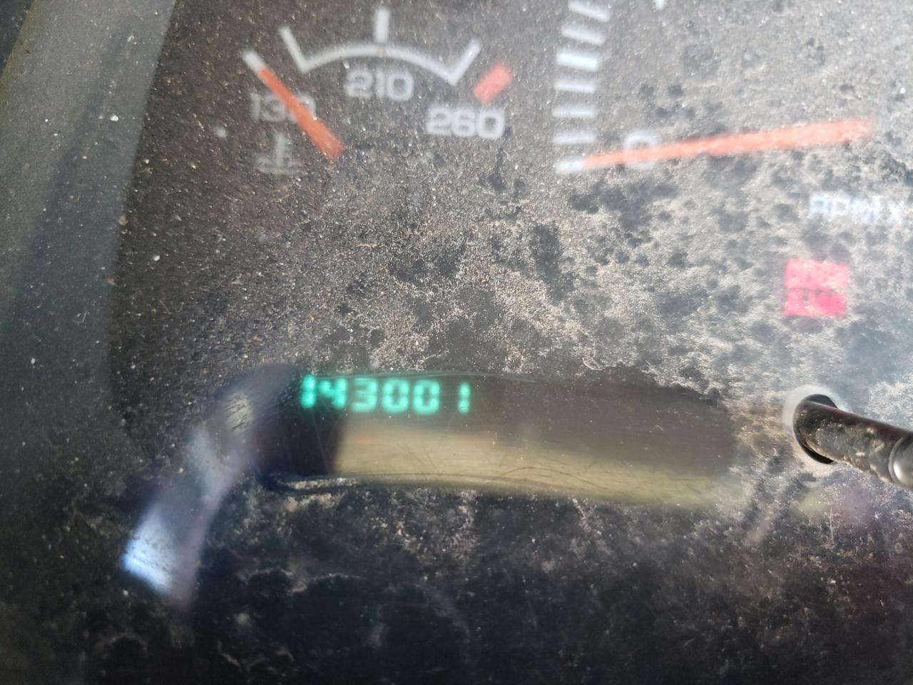 2000 Dodge Dakota  Red vin: 1B7GL22X9YS596351