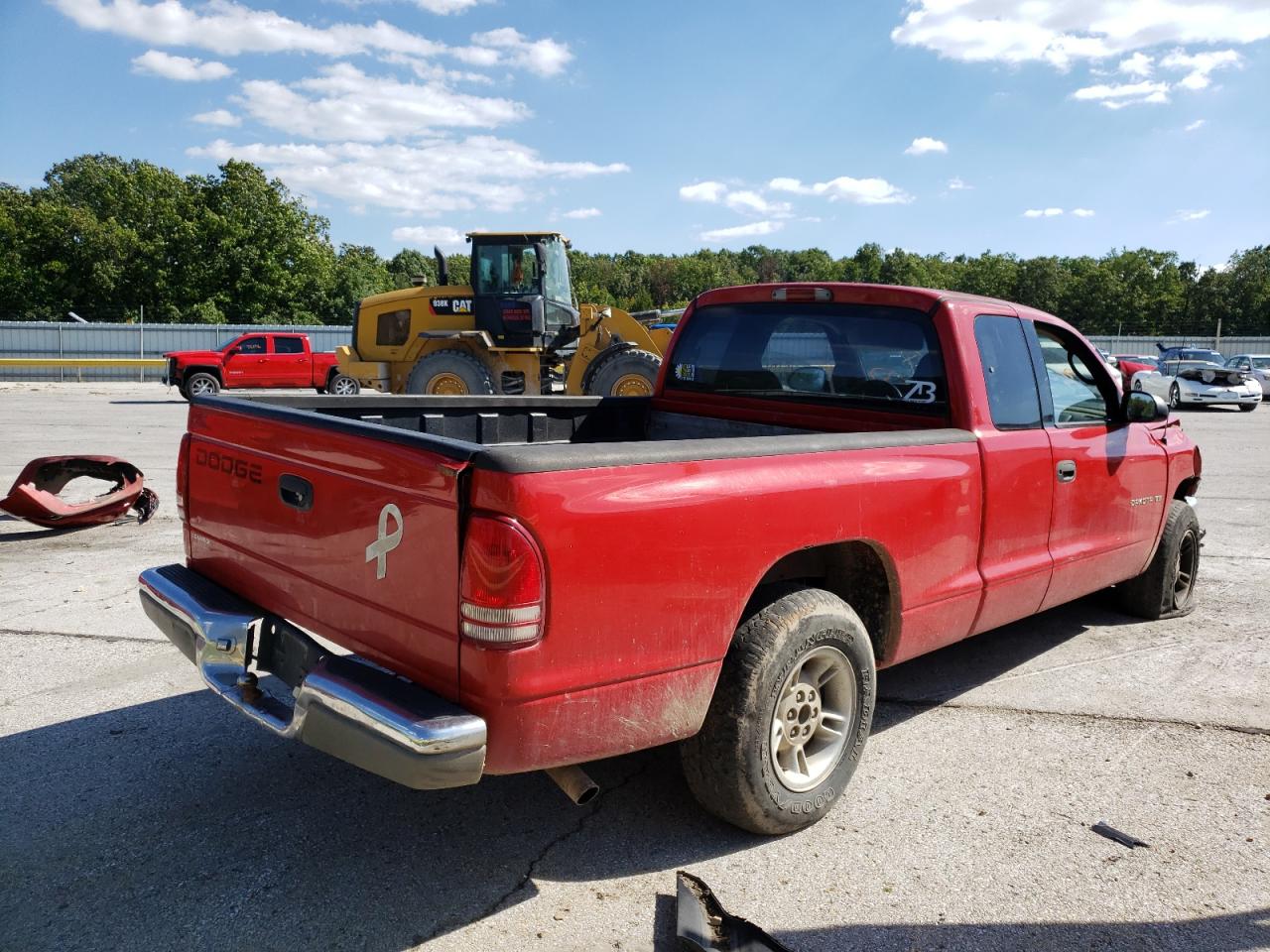 2000 Dodge Dakota  Red vin: 1B7GL22X9YS596351