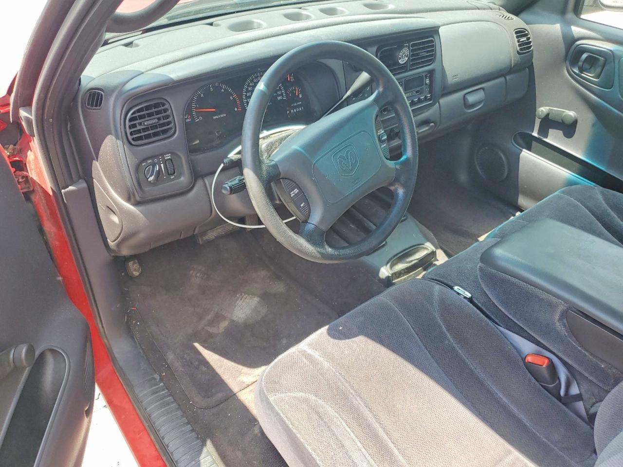 2000 Dodge Dakota Red vin: 1B7GL22X9YS755997