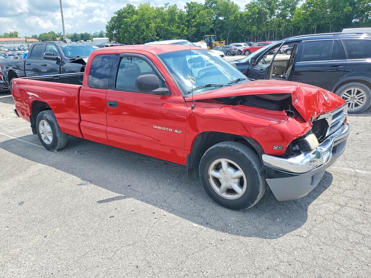 2000 Dodge Dakota Red vin: 1B7GL22X9YS755997