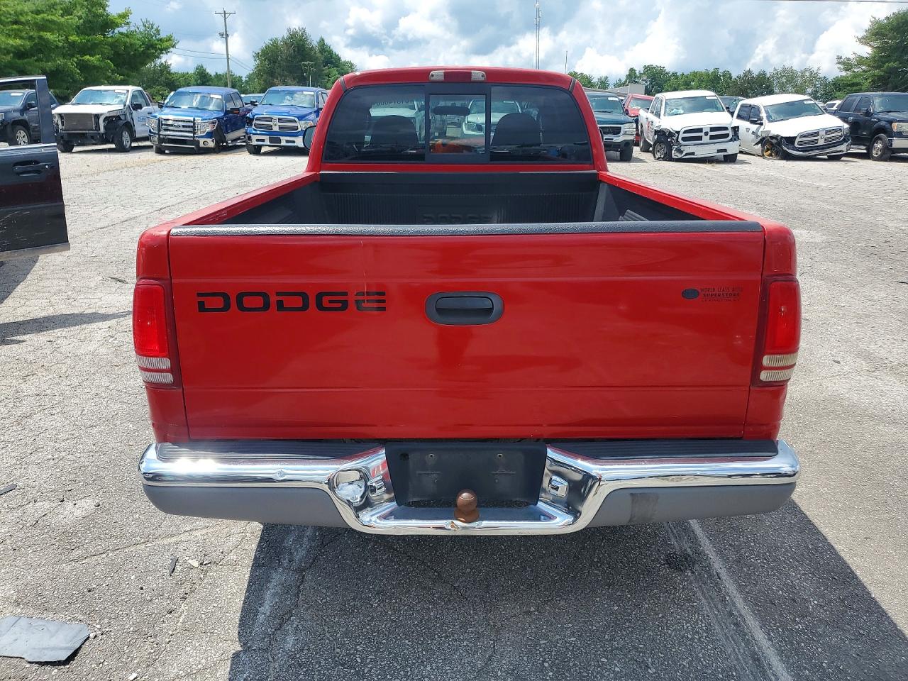2000 Dodge Dakota Red vin: 1B7GL22X9YS755997