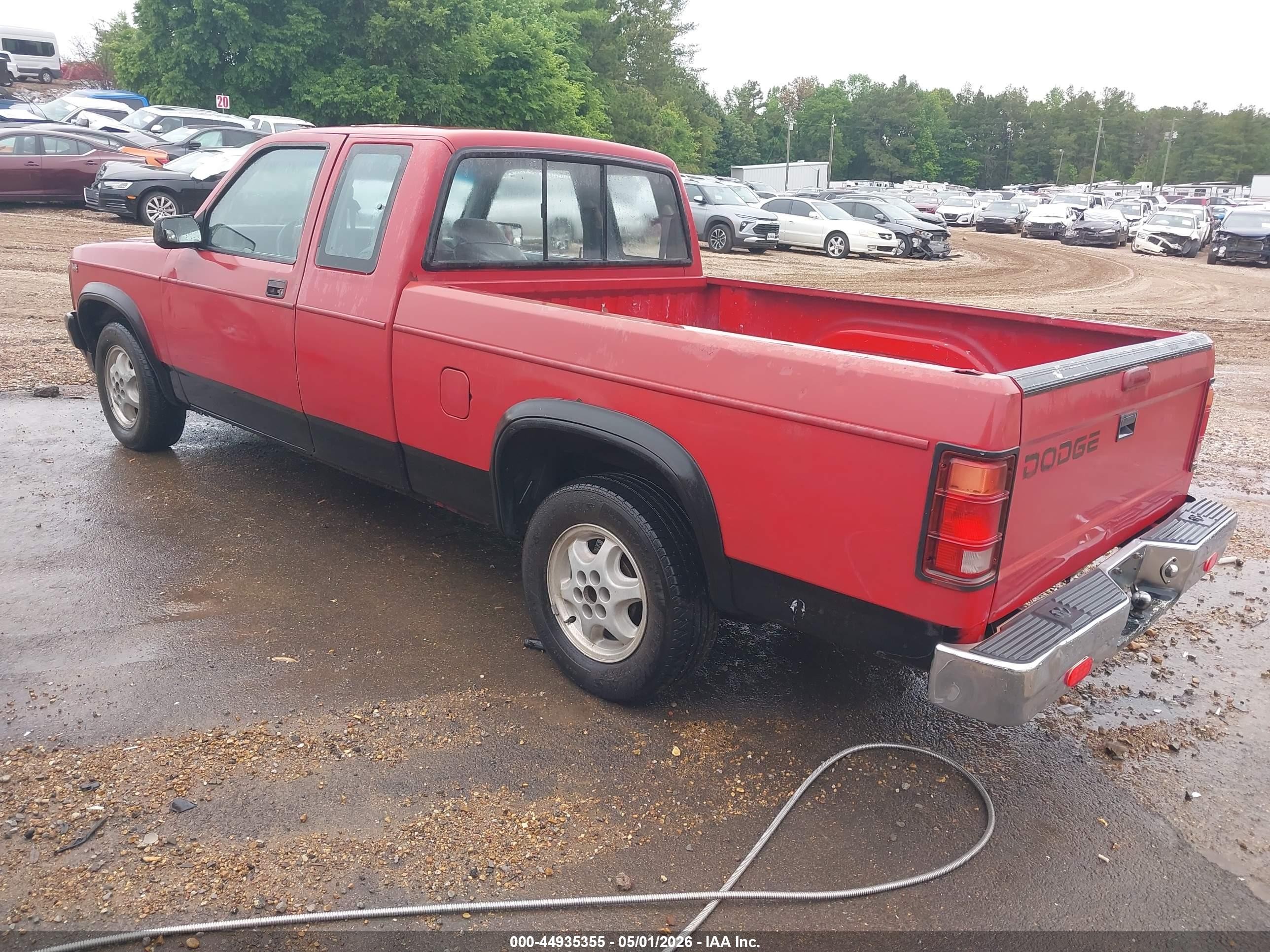1994 Dodge Dakota   Red vin: 1B7GL23X1RW103481