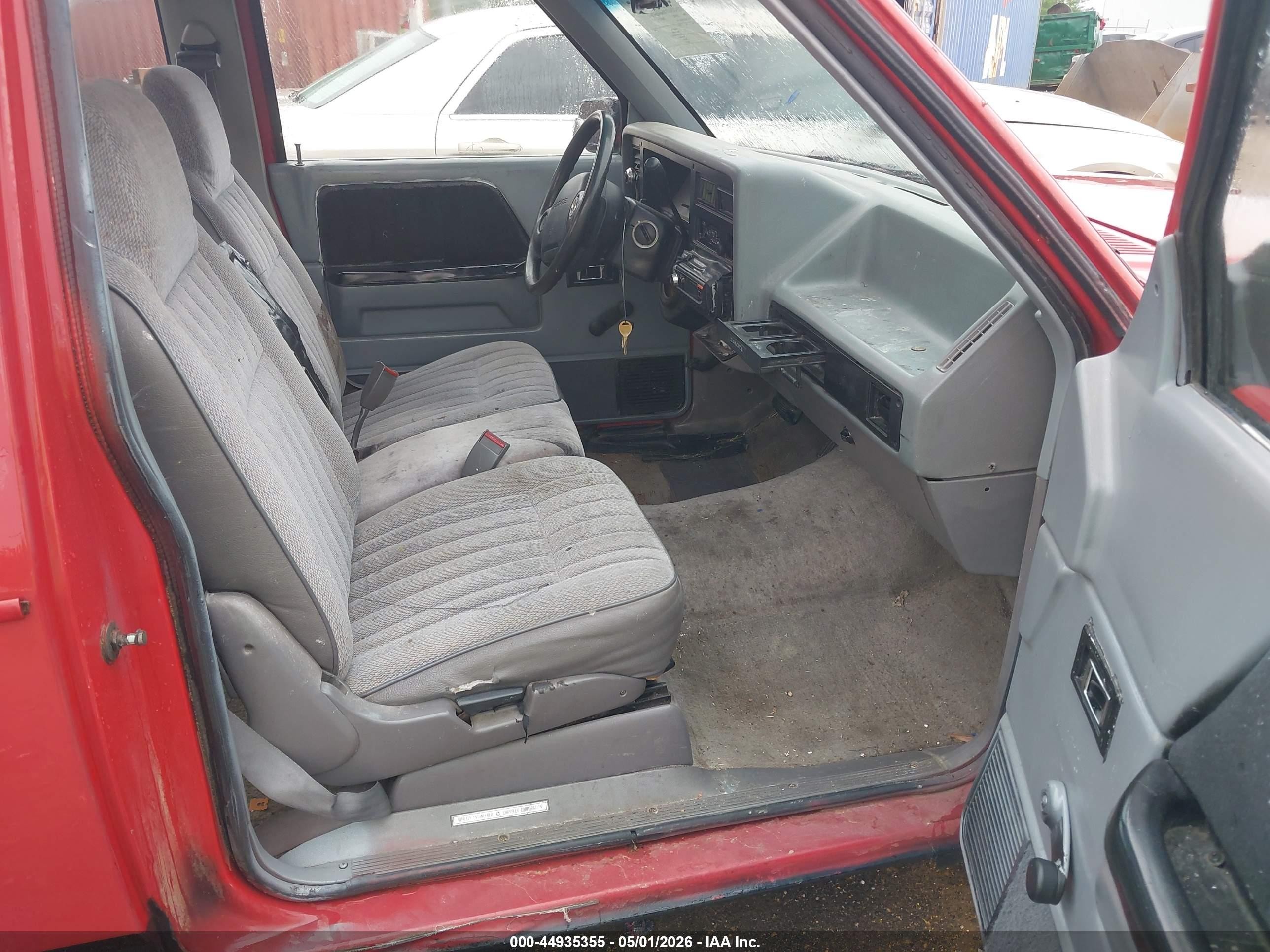1994 Dodge Dakota   Red vin: 1B7GL23X1RW103481