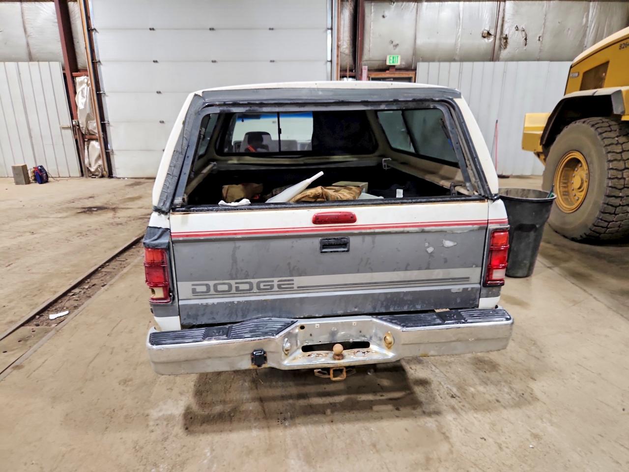 1995 Dodge Dakota Two Tone vin: 1B7GL23X1SS140706