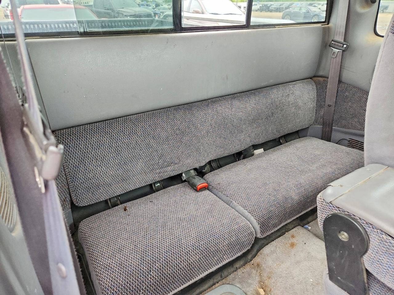 1997 Dodge Dakota Red vin: 1B7GL23X2VS158250
