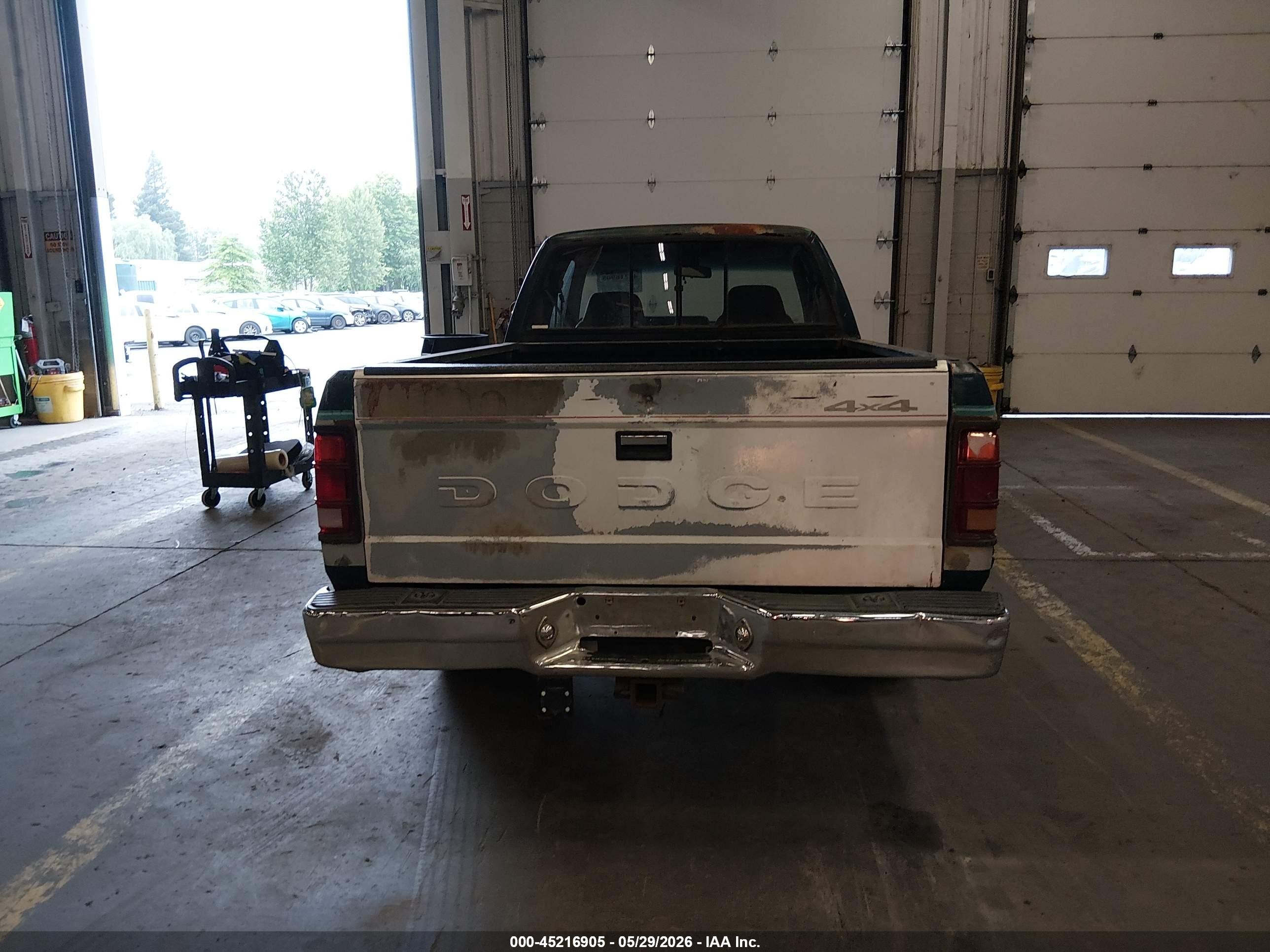 1994 Dodge Dakota   Зеленый vin: 1B7GL23X5RS709227