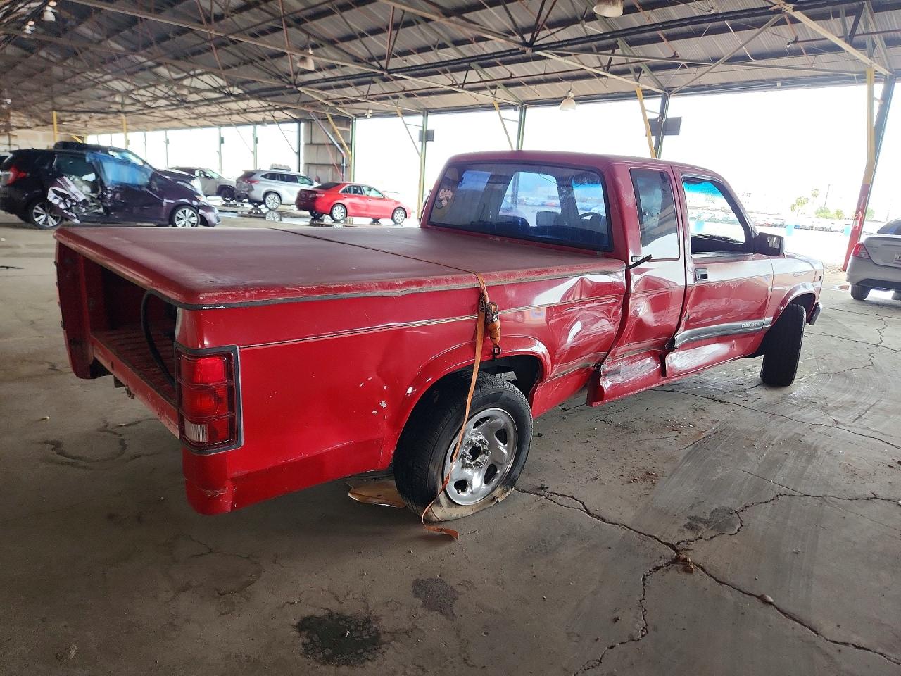 1996 Dodge Dakota Red vin: 1B7GL23X5TS579263