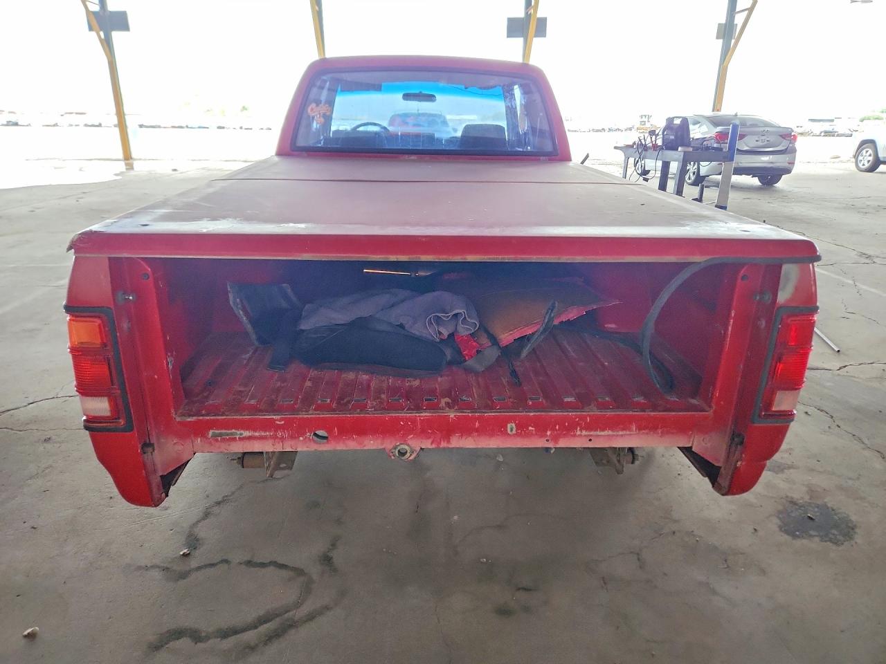 1996 Dodge Dakota Red vin: 1B7GL23X5TS579263