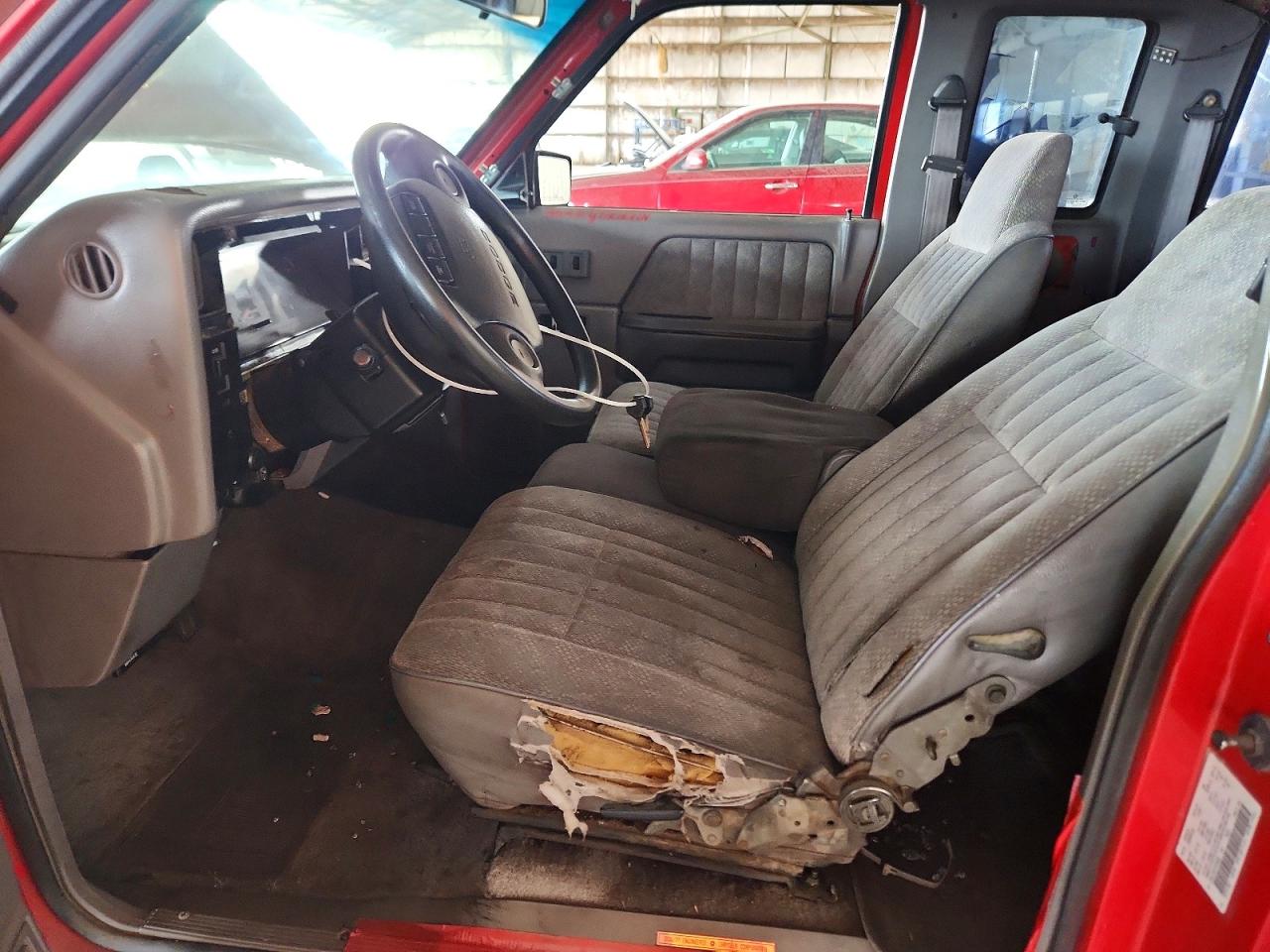 1996 Dodge Dakota Red vin: 1B7GL23X5TS579263