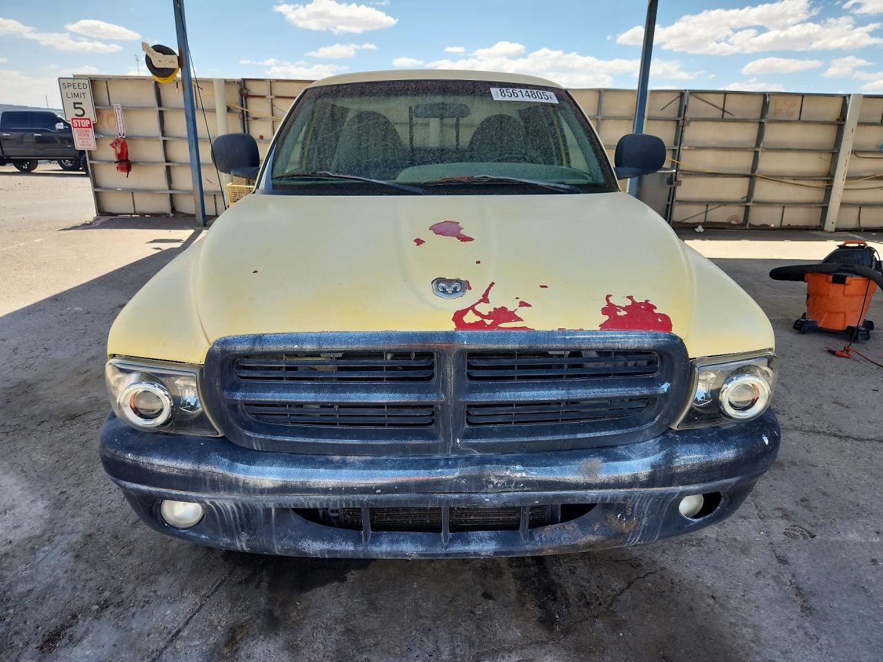 1997 Dodge Dakota Yellow vin: 1B7GL23X5VS108734