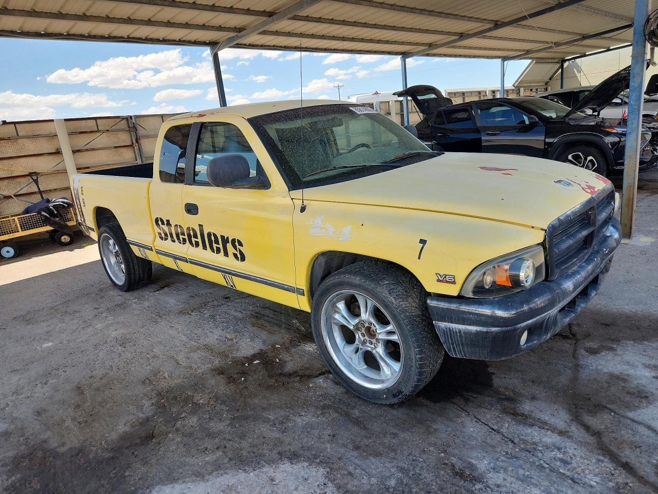 1997 Dodge Dakota Yellow vin: 1B7GL23X5VS108734