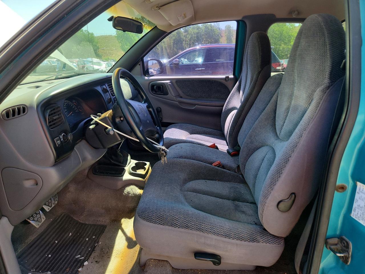 1997 Dodge Dakota Two Tone vin: 1B7GL23XXVS151045