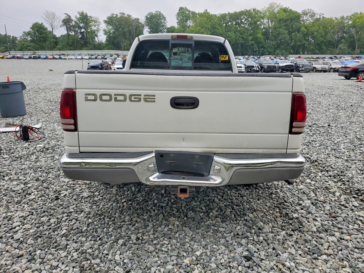 1997 Dodge Dakota White vin: 1B7GL23Y7VS204695