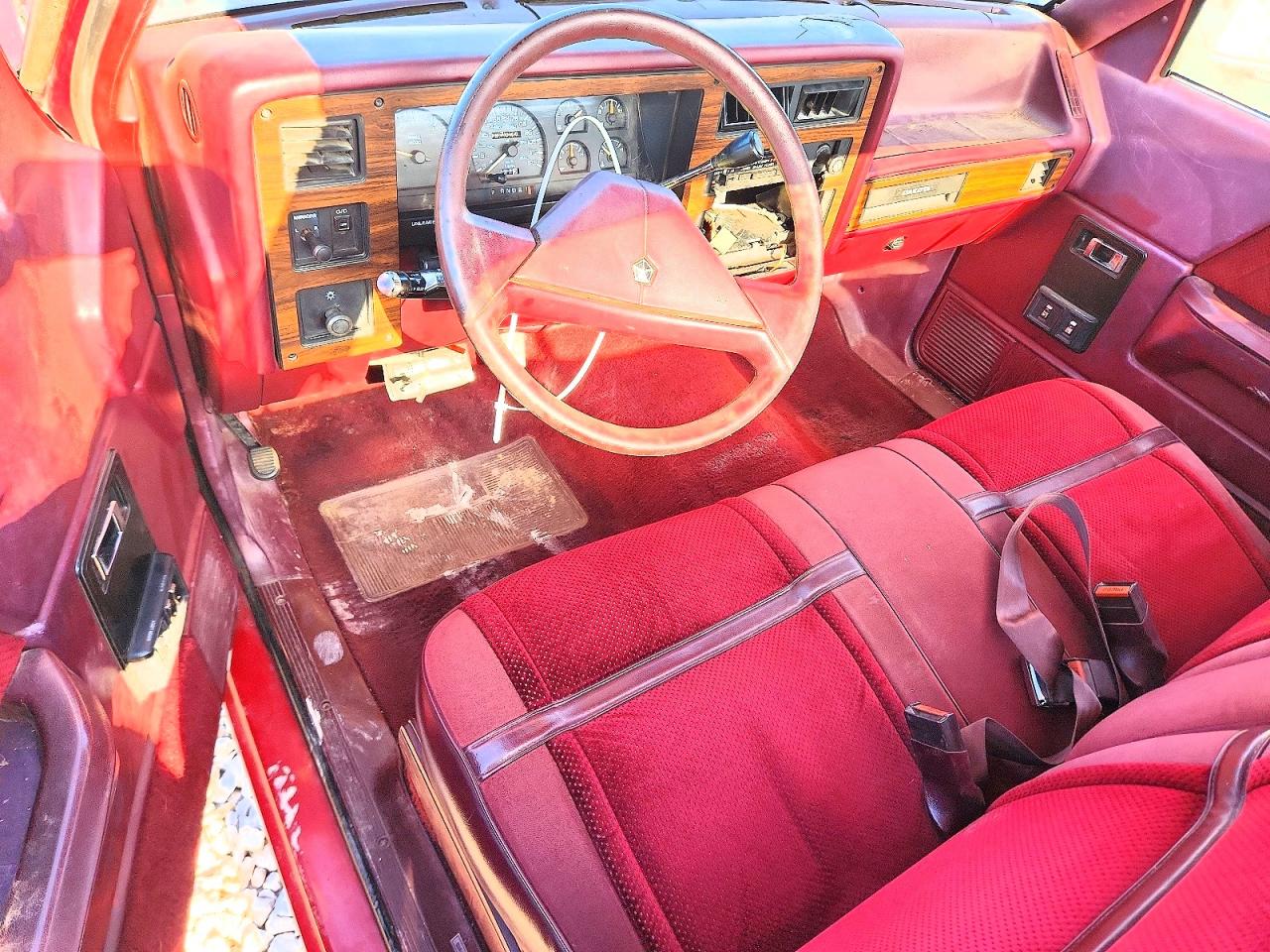 1989 Dodge Dakota Red vin: 1B7GL26X1KS071706