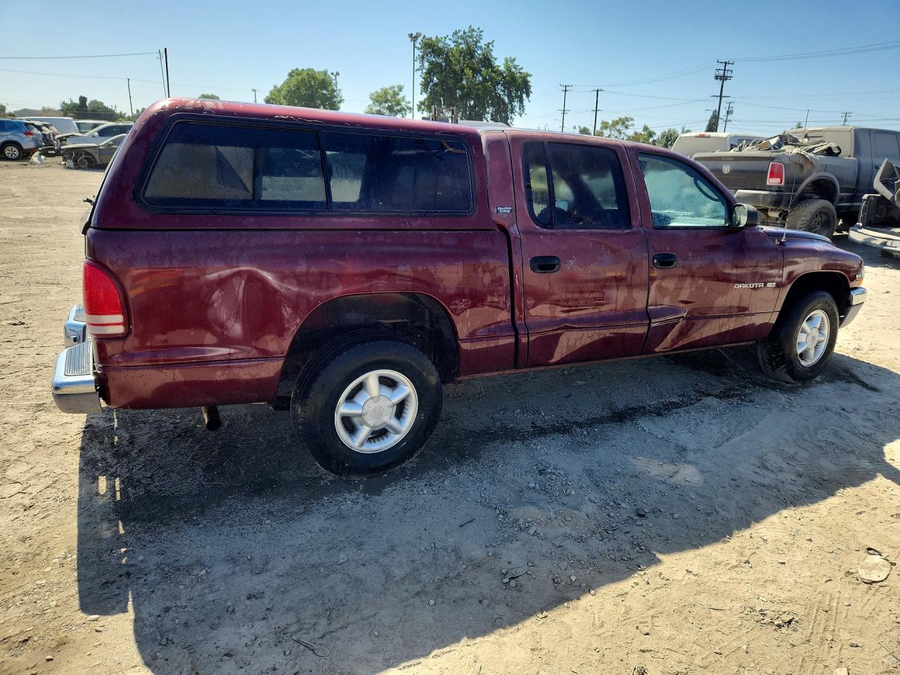 2000 Dodge Dakota Quad Burgundy vin: 1B7GL2AN7YS691359