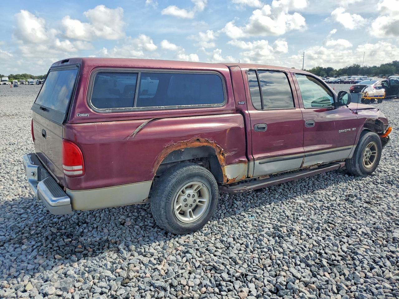 2000 Dodge Dakota Quad Burgundy vin: 1B7GL2AX7YS634807