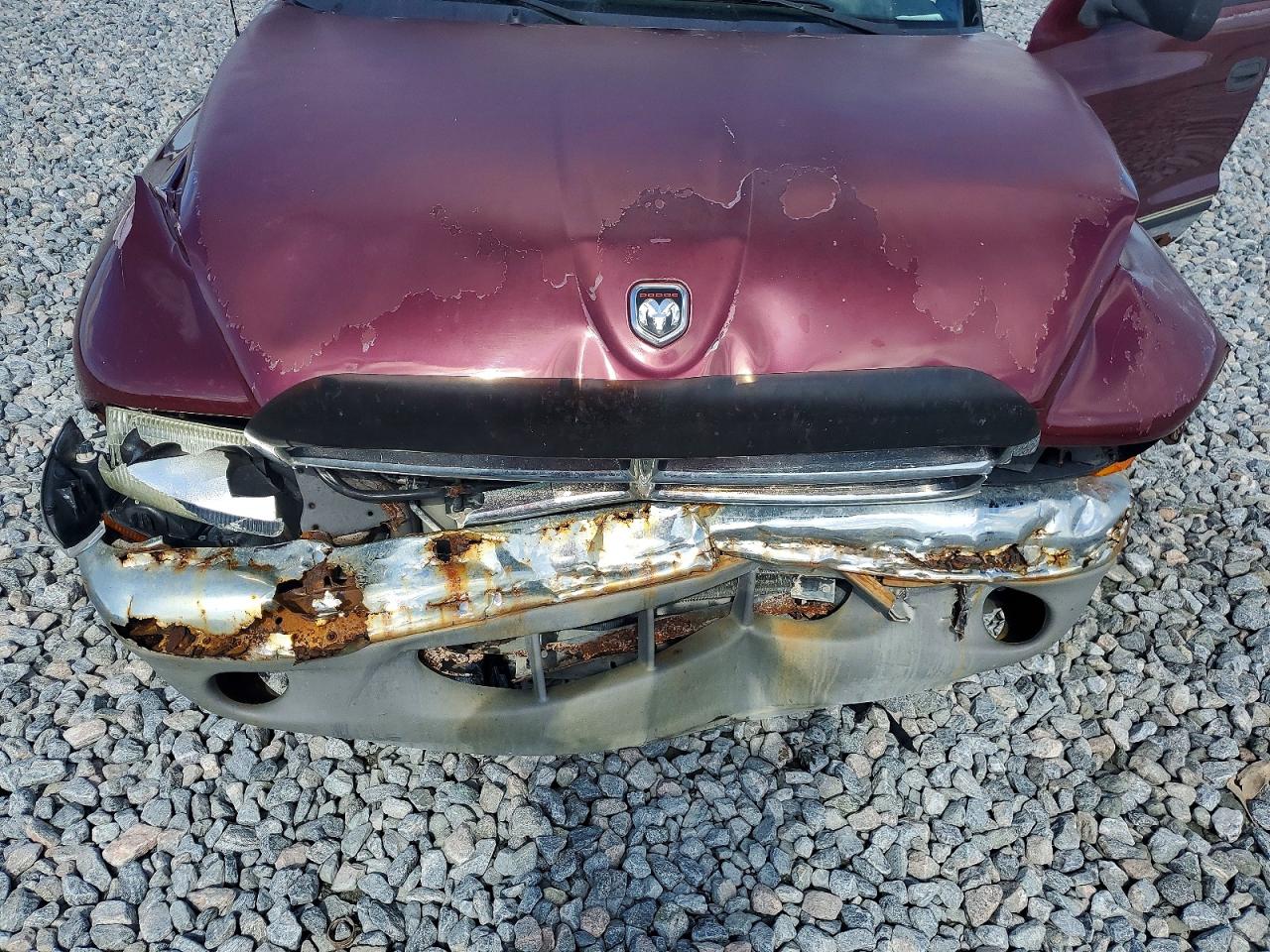 2000 Dodge Dakota Quad Burgundy vin: 1B7GL2AX7YS634807