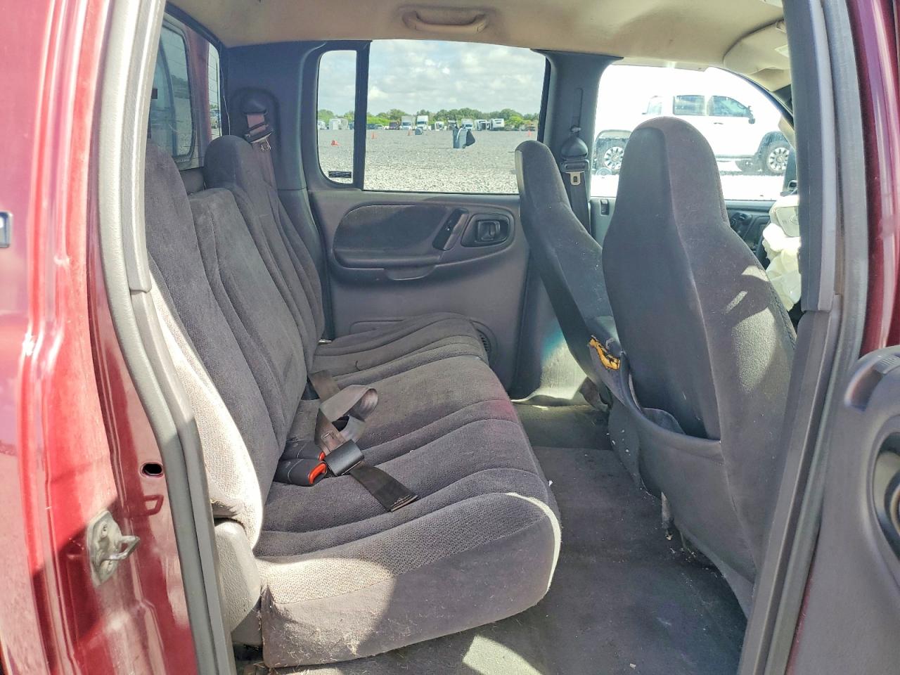 2000 Dodge Dakota Quad Burgundy vin: 1B7GL2AX7YS634807