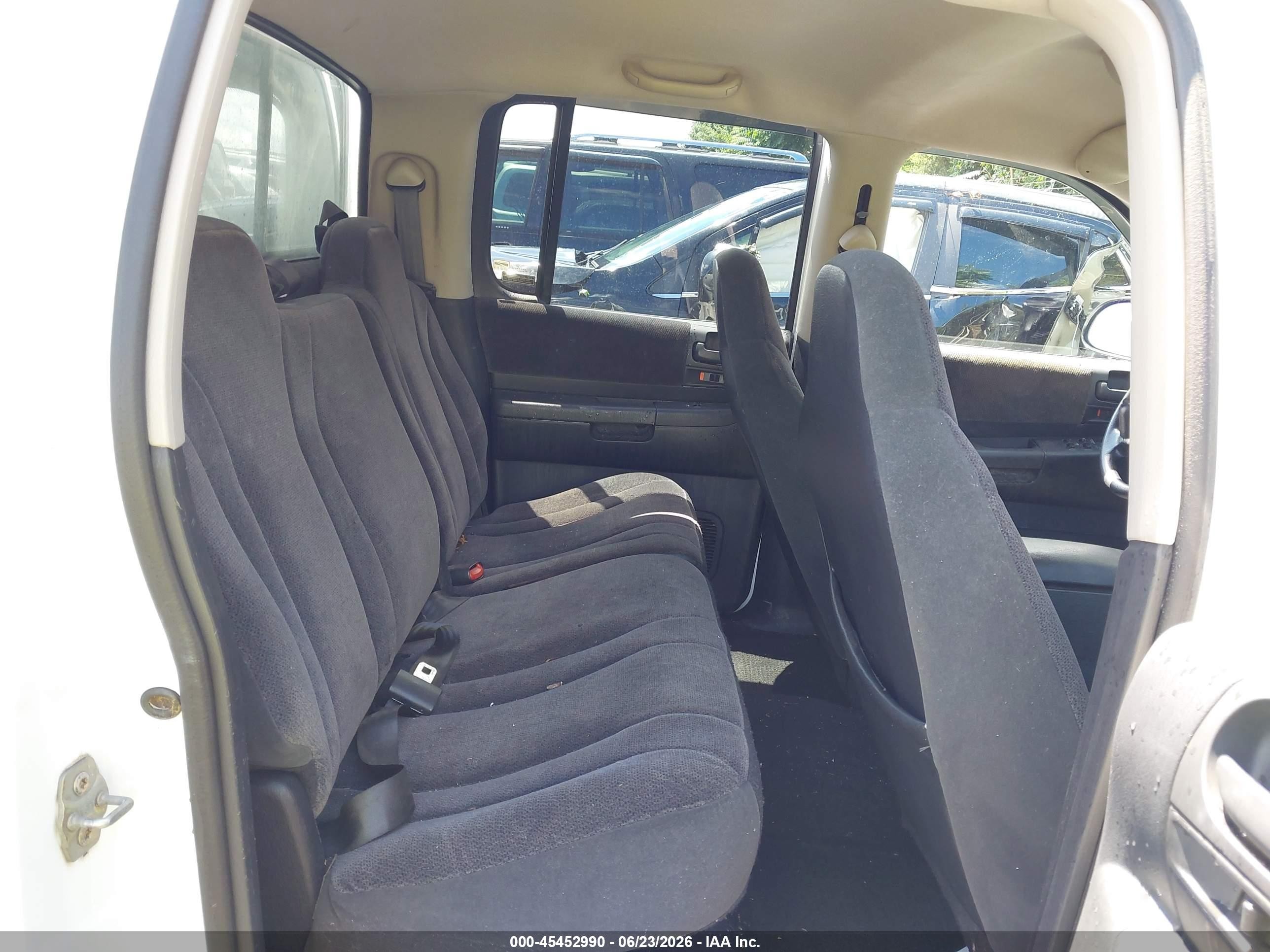 2001 Dodge Dakota Slt/sport Белый vin: 1B7GL2AX81S209361