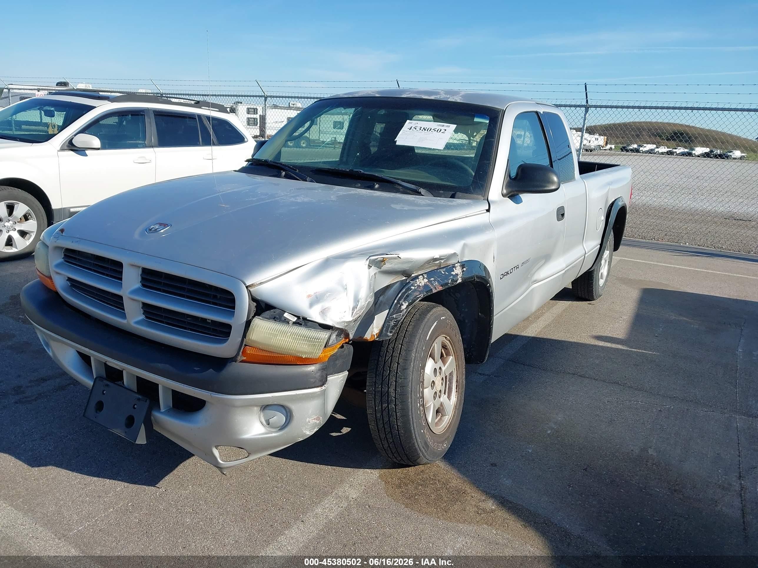 2002 Dodge Dakota Sport Silver vin: 1B7GL32X82S539135