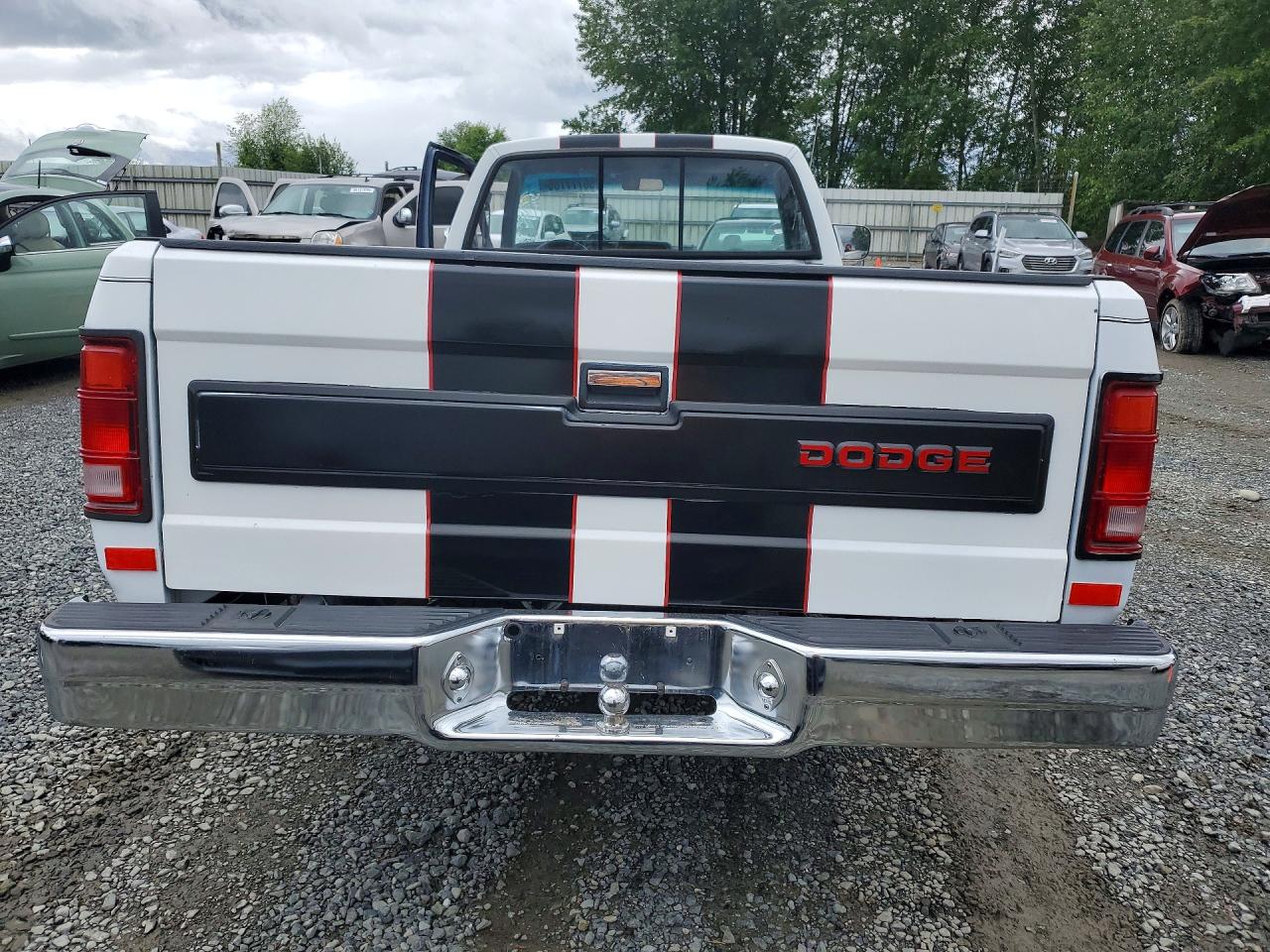 1988 Dodge Dakota White vin: 1B7GN14X0JS778303