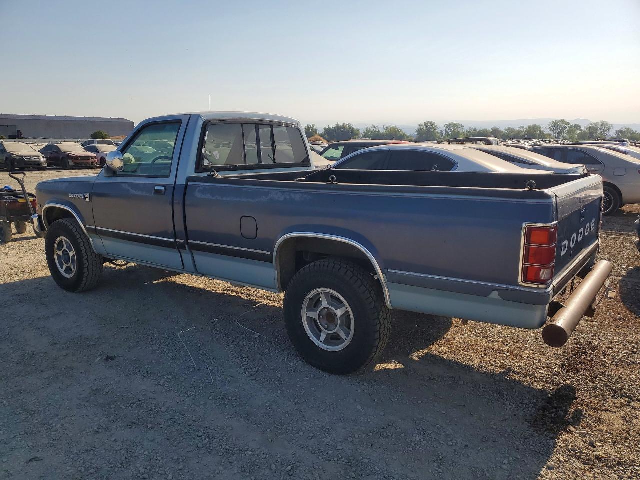 1987 Dodge Dakota Blue vin: 1B7GR14M6HS473750