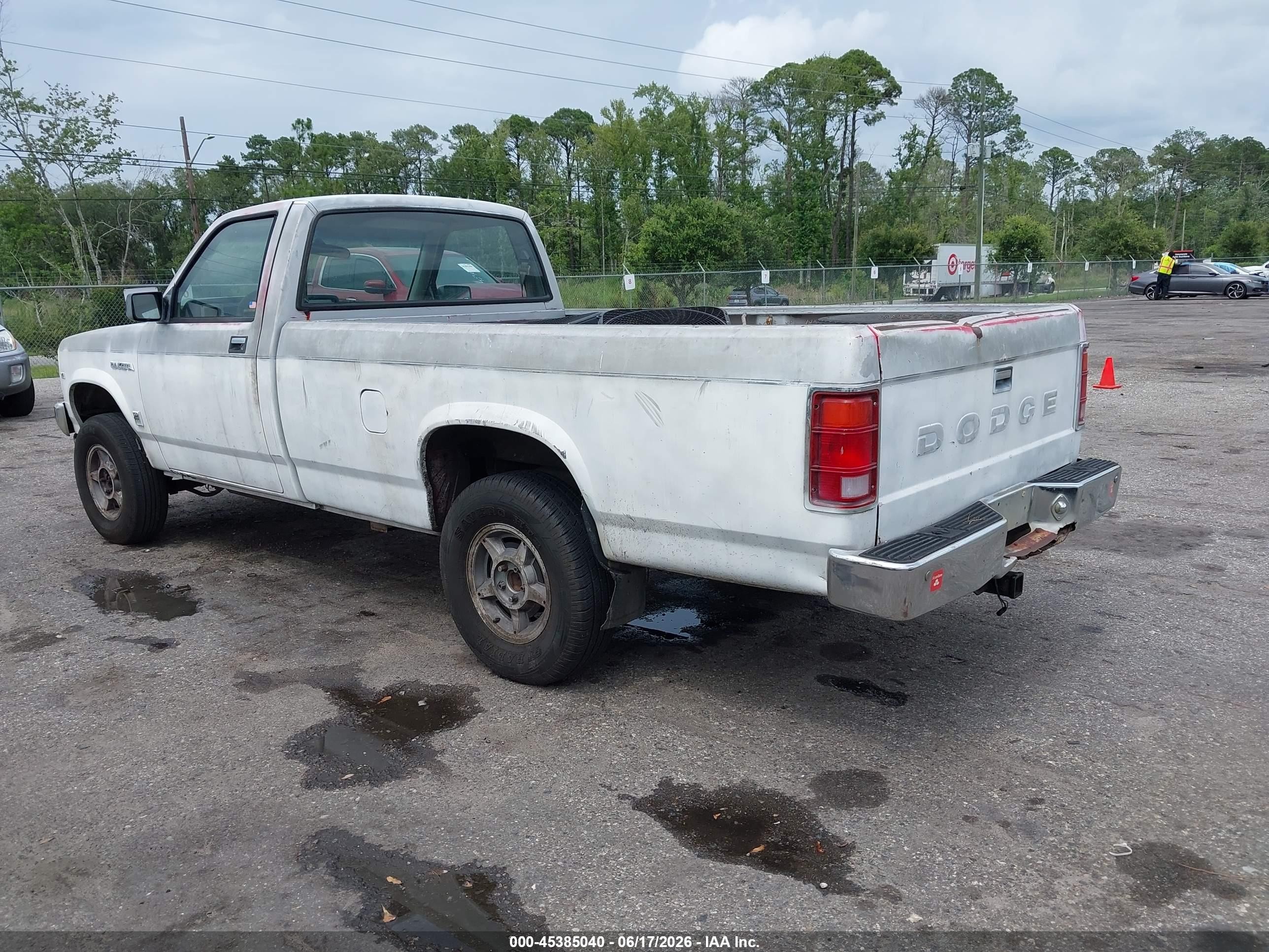 1988 Dodge Dakota   White vin: 1B7GR14X7JS678638