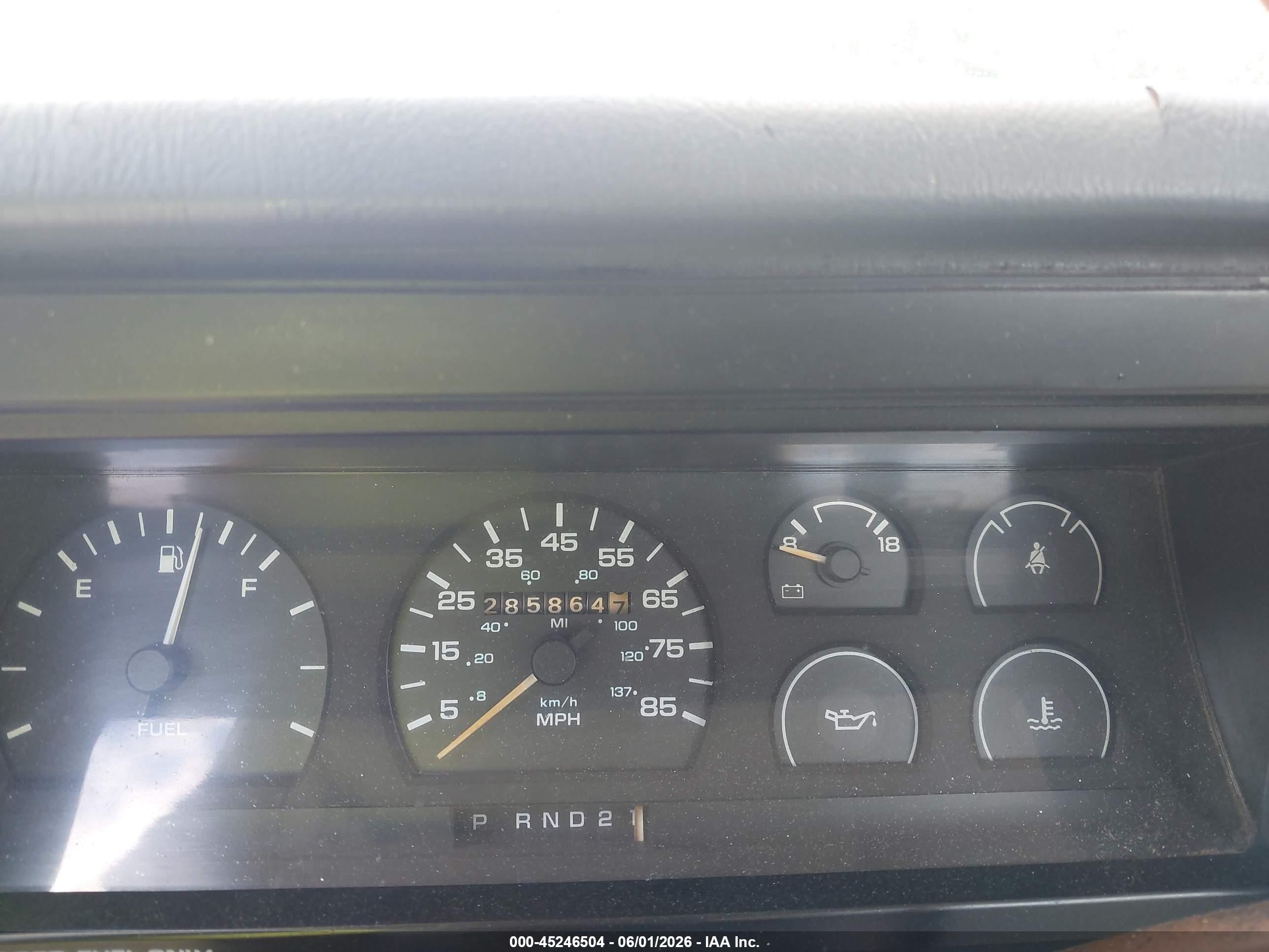 1988 Dodge Dakota   Red vin: 1B7GR14X8JS608887