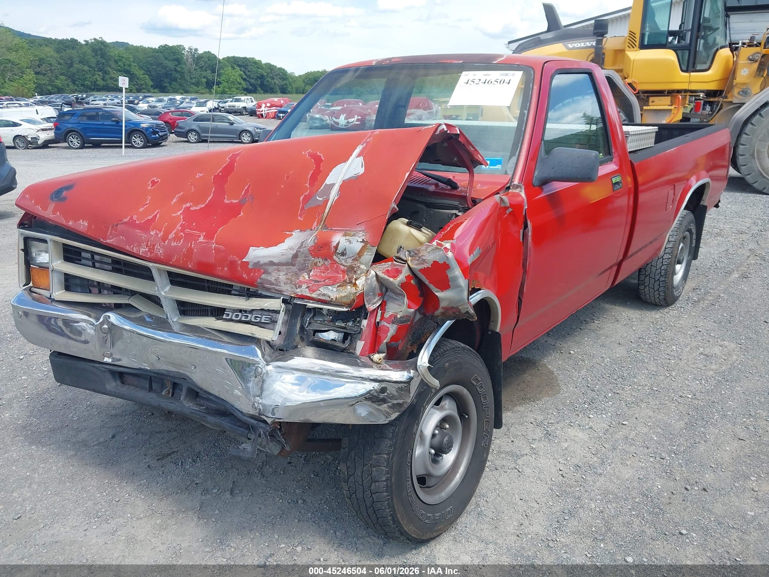 1988 Dodge Dakota   Red vin: 1B7GR14X8JS608887