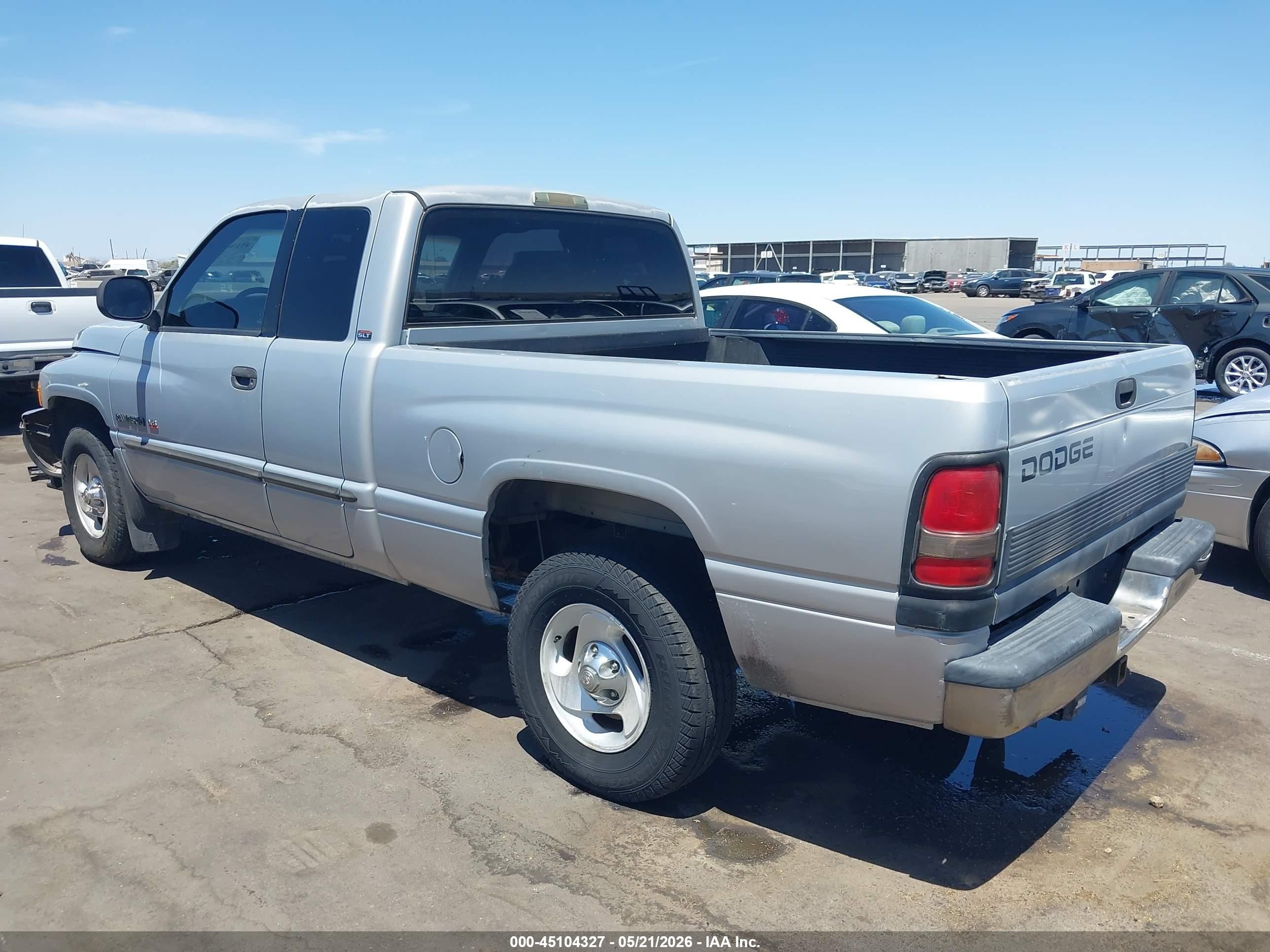 2001 Dodge Ram 1500 St Серебряный vin: 1B7HC13Y11J229347
