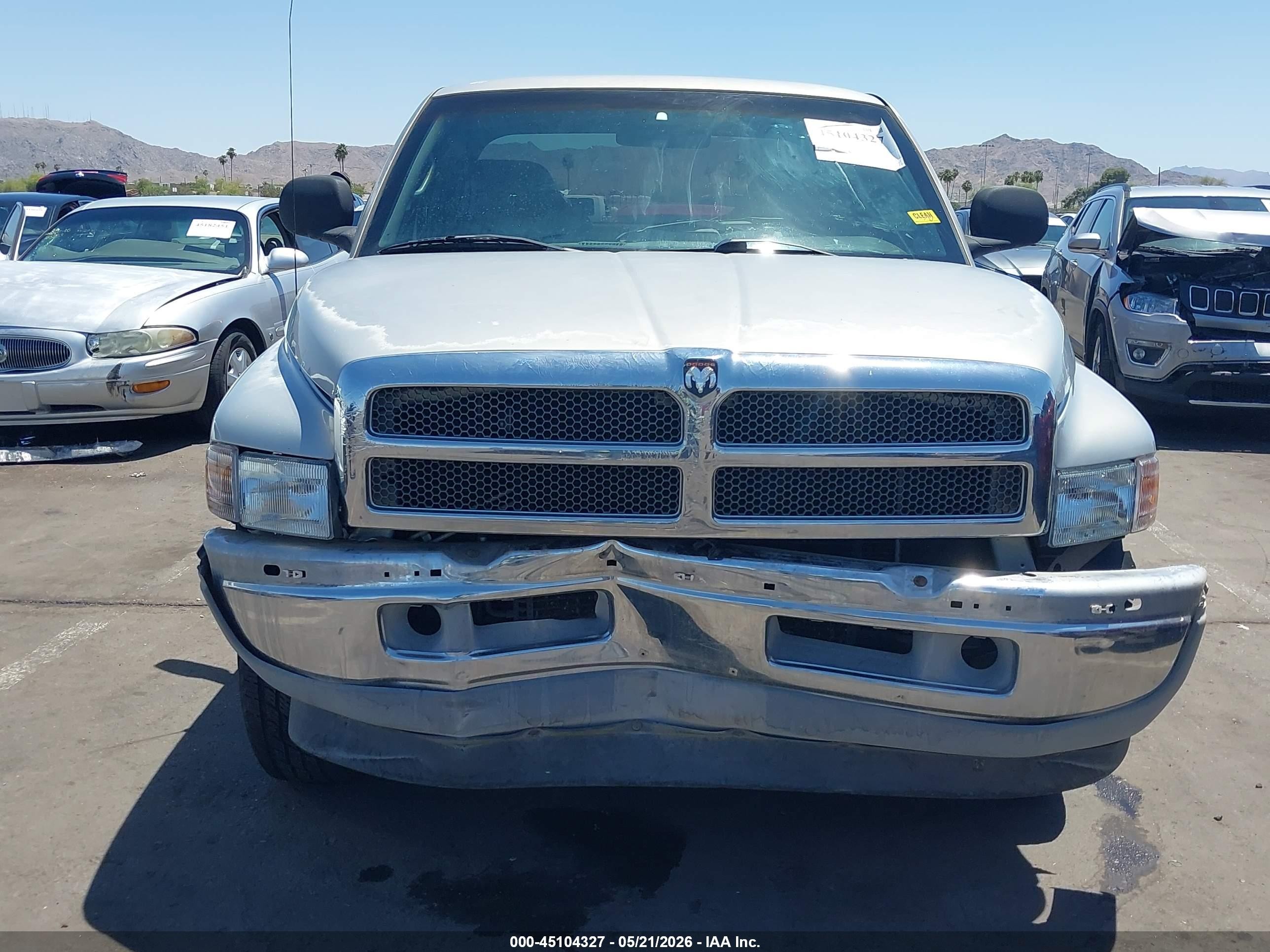 2001 Dodge Ram 1500 St Серебряный vin: 1B7HC13Y11J229347