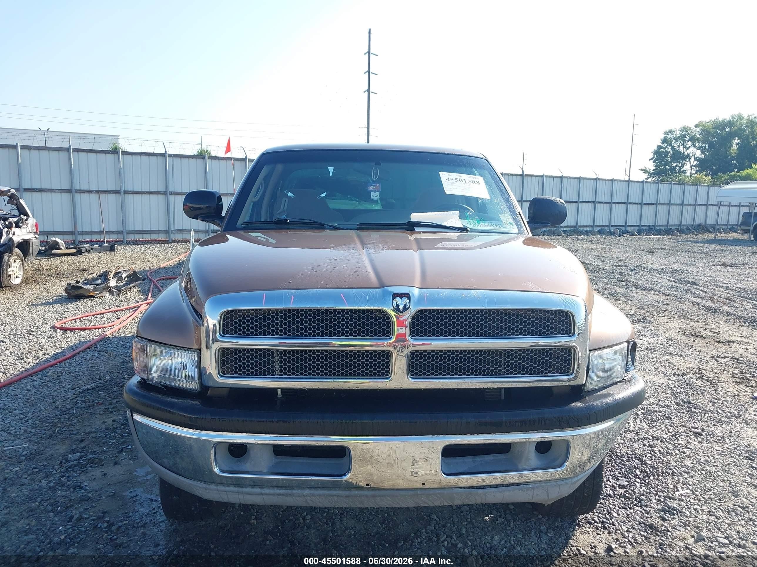 2000 Dodge Ram 1500 St Brown vin: 1B7HC13Y1YJ188292