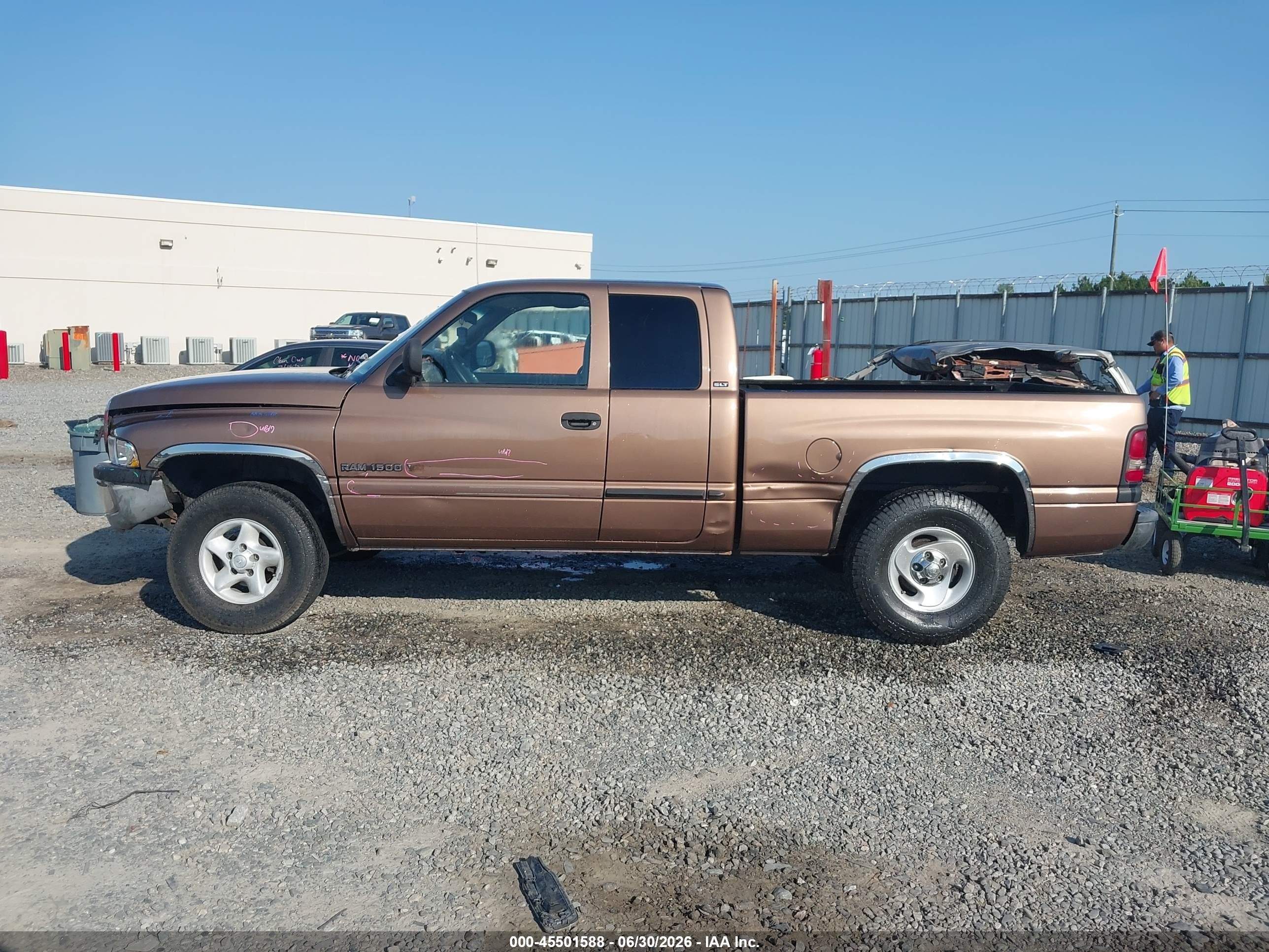 2000 Dodge Ram 1500 St Brown vin: 1B7HC13Y1YJ188292