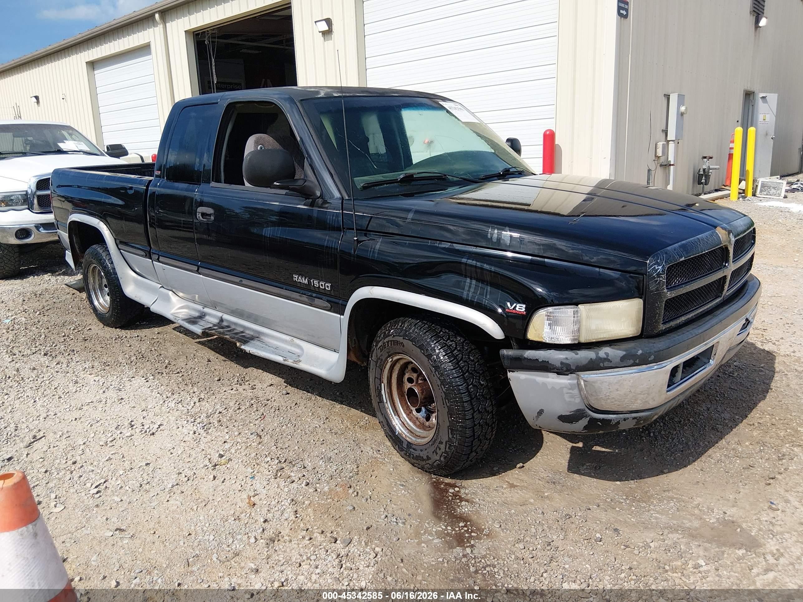 1998 Dodge Ram 1500 St Черный vin: 1B7HC13Y3WJ234279