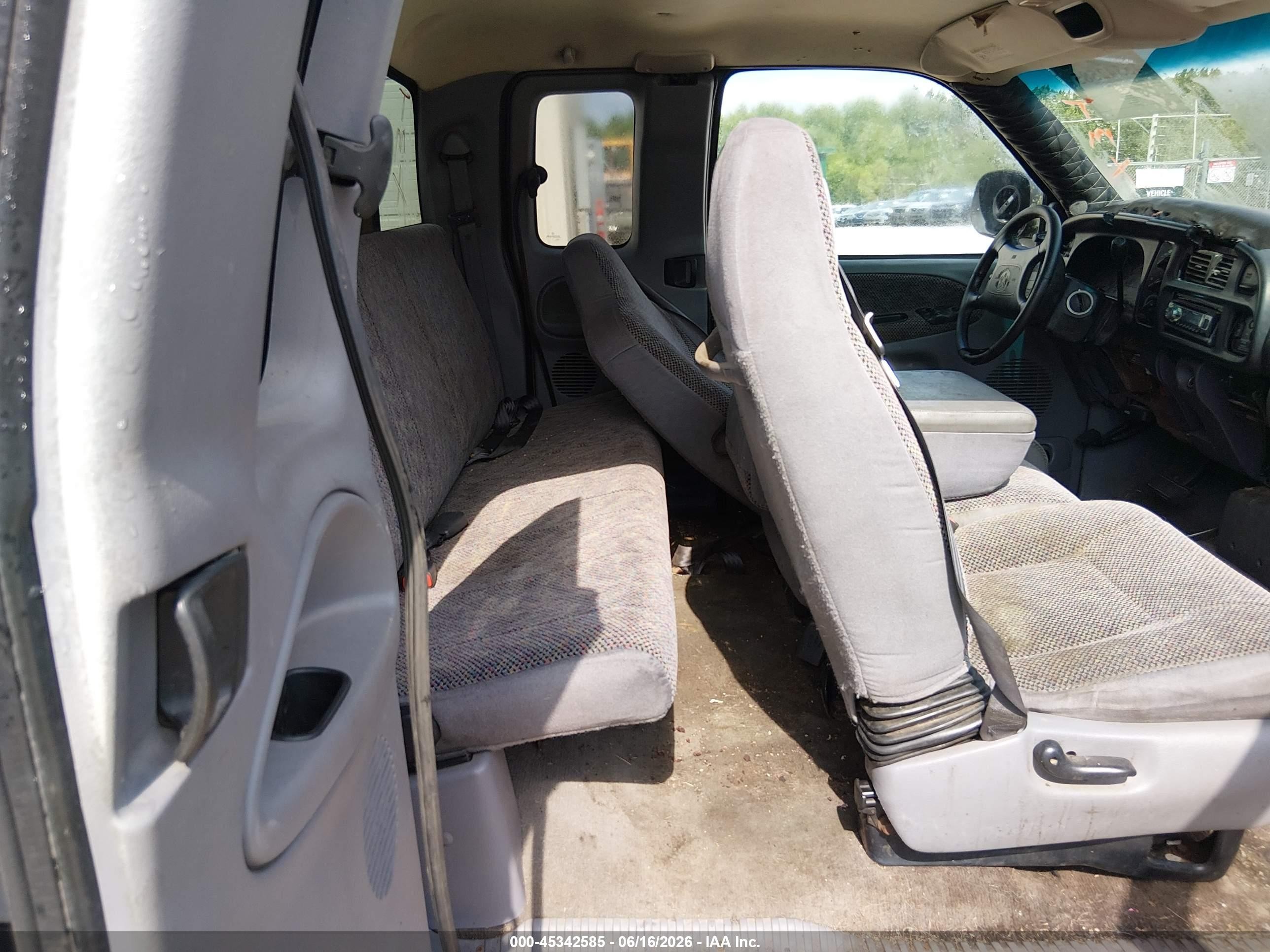 1998 Dodge Ram 1500 St Черный vin: 1B7HC13Y3WJ234279