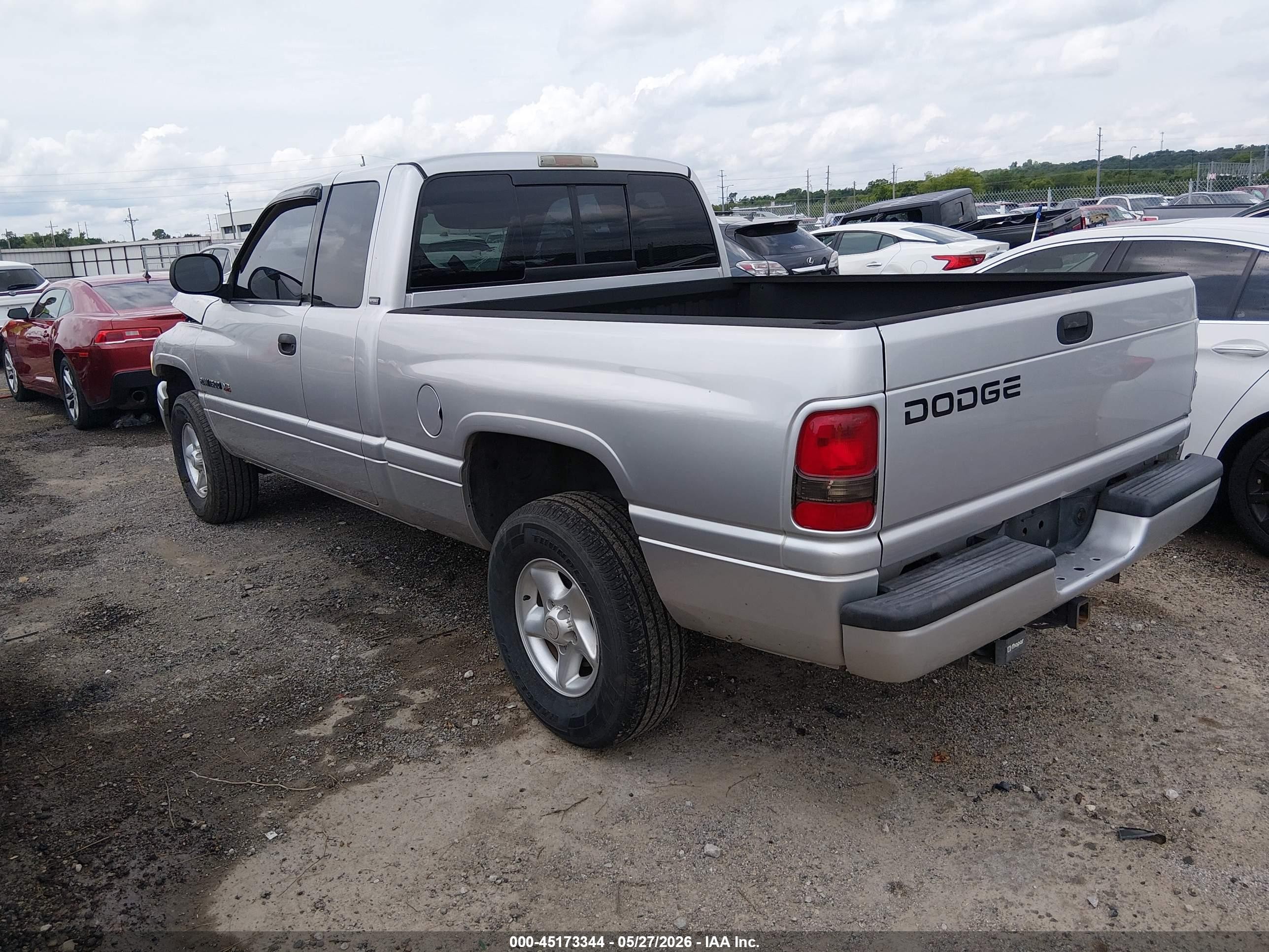 2001 Dodge Ram 1500 St Silver vin: 1B7HC13Y41J606091