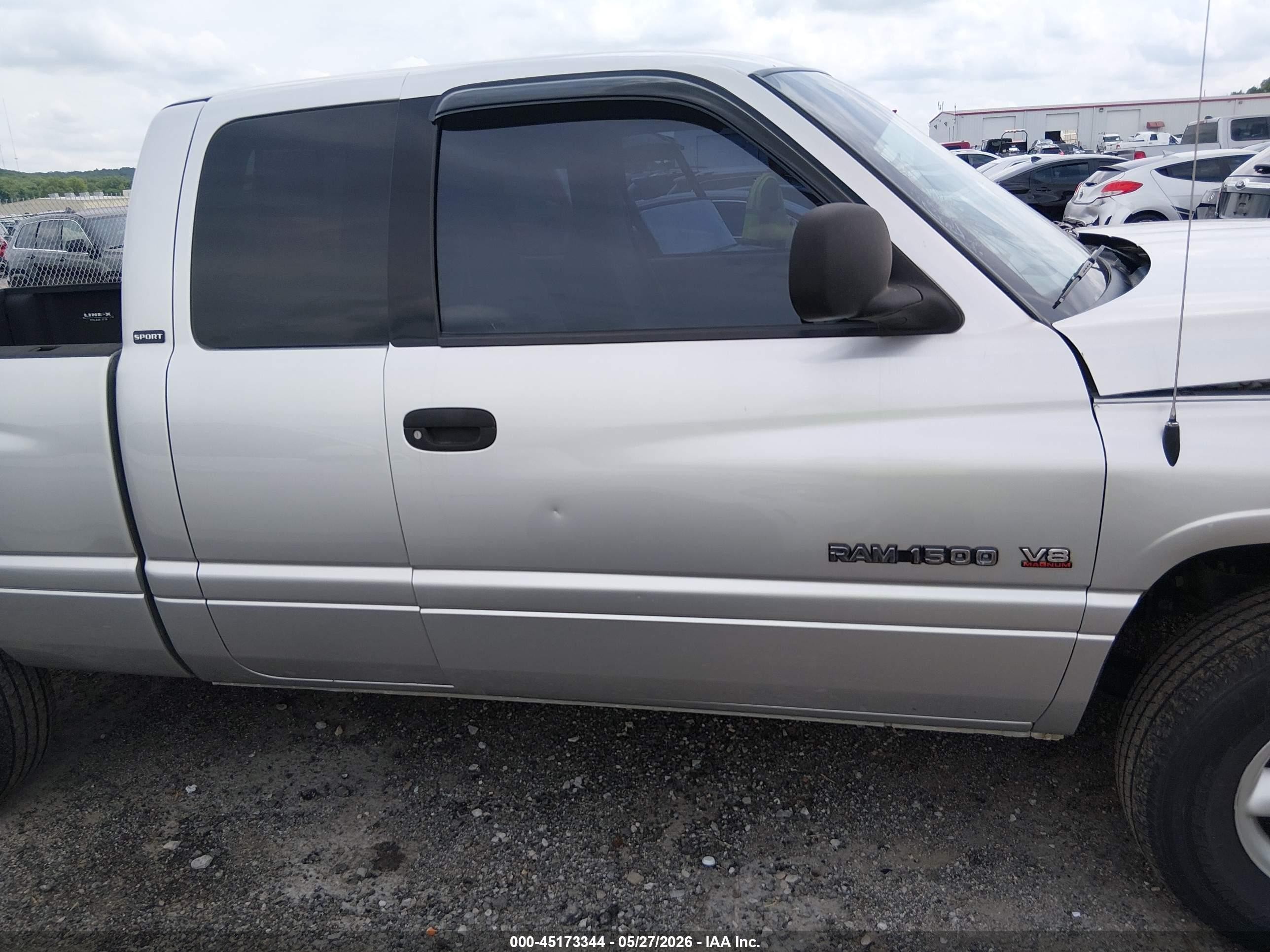 2001 Dodge Ram 1500 St Silver vin: 1B7HC13Y41J606091