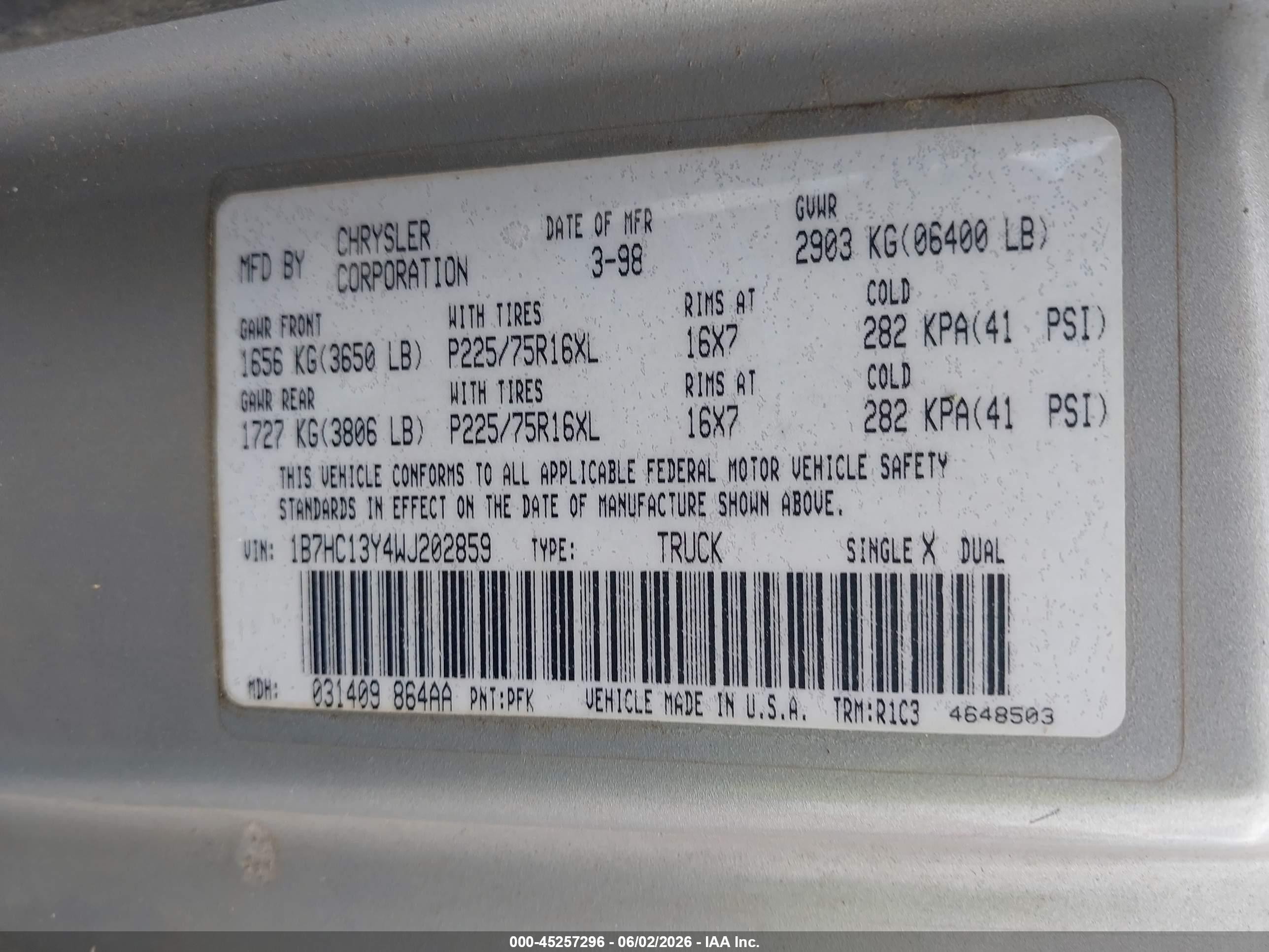 1998 Dodge Ram 1500 St Silver vin: 1B7HC13Y4WJ202859