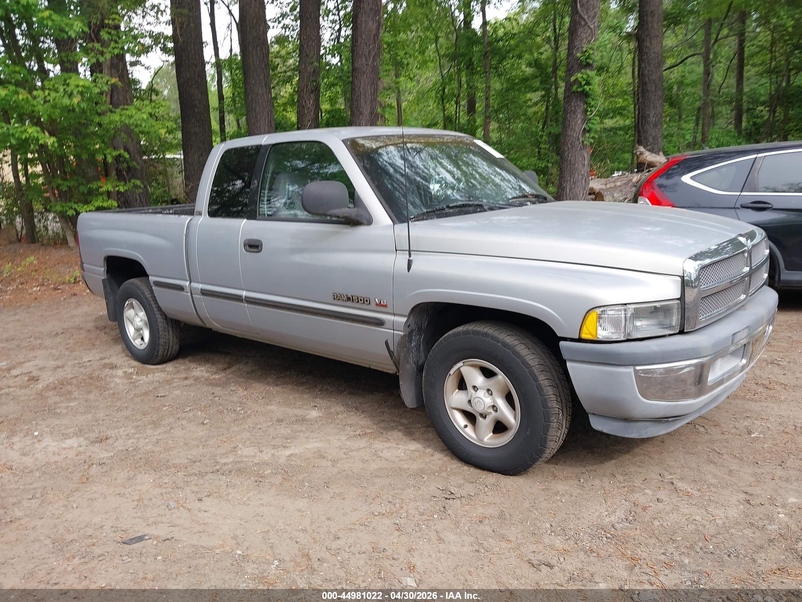 1B7HC13Y4WJ237983