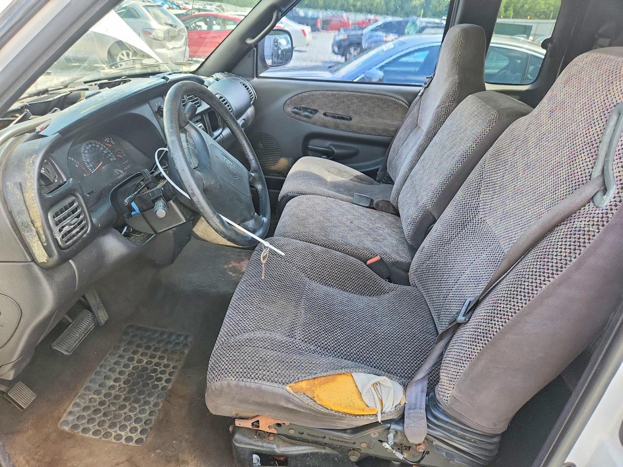 2001 Dodge Ram 1500 Two Tone vin: 1B7HC13Y51J255529