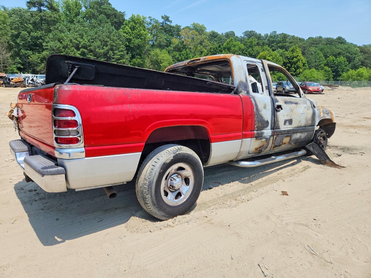 2001 Dodge Ram 1500 Red vin: 1B7HC13Y51J553210