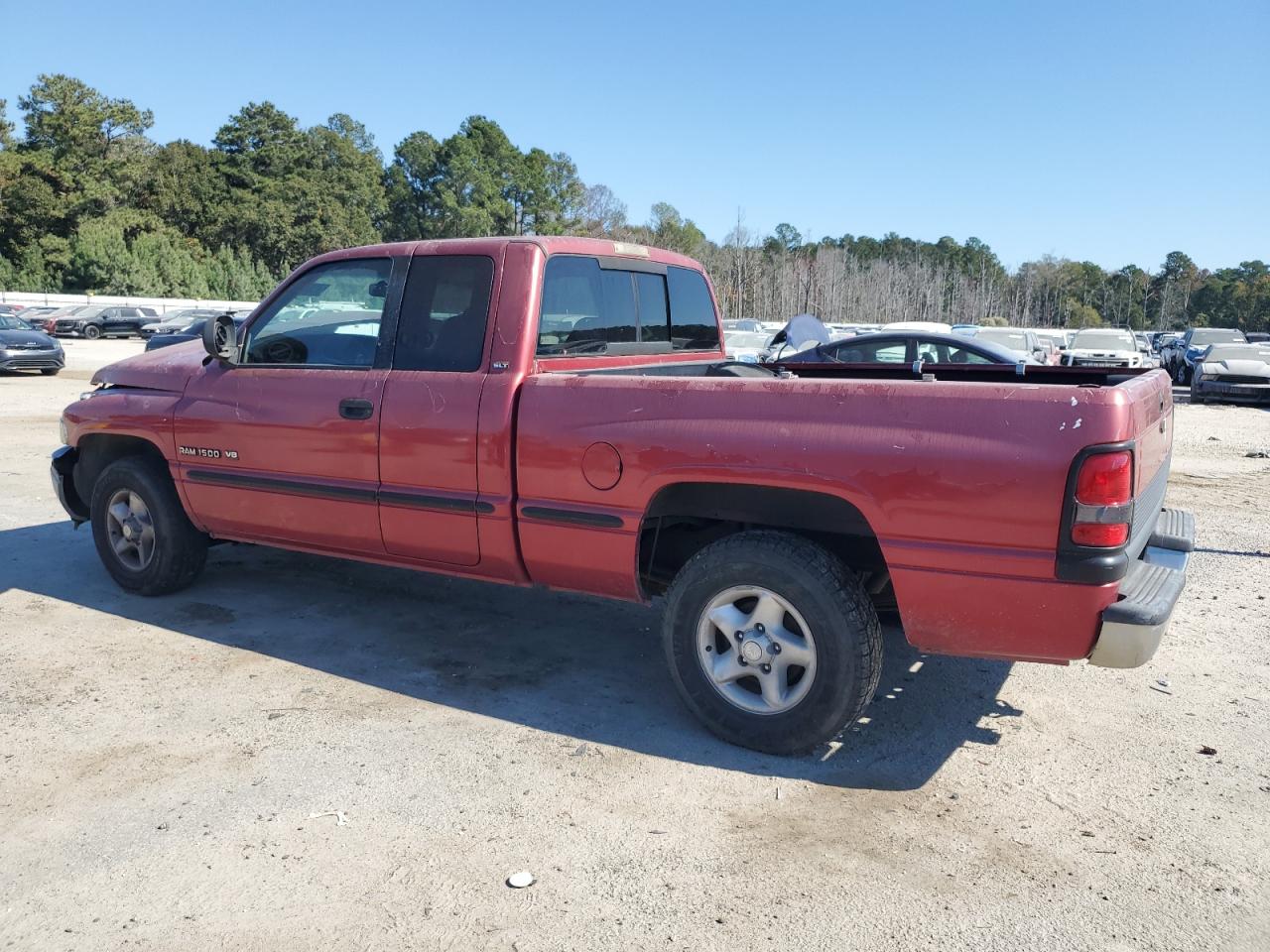 1998 Dodge Ram 1500 Burgundy vin: 1B7HC13Y5WJ225499
