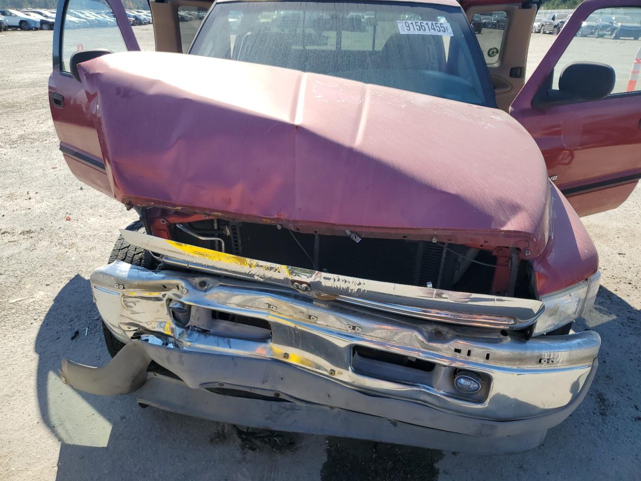 1998 Dodge Ram 1500 Burgundy vin: 1B7HC13Y5WJ225499