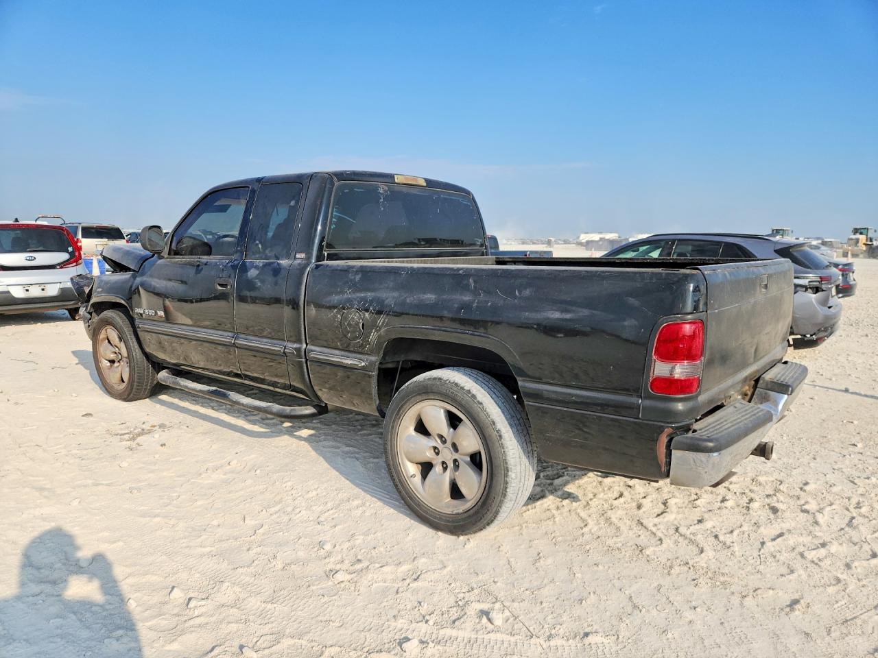 1999 Dodge Ram 1500 Черный vin: 1B7HC13Y6XJ562040